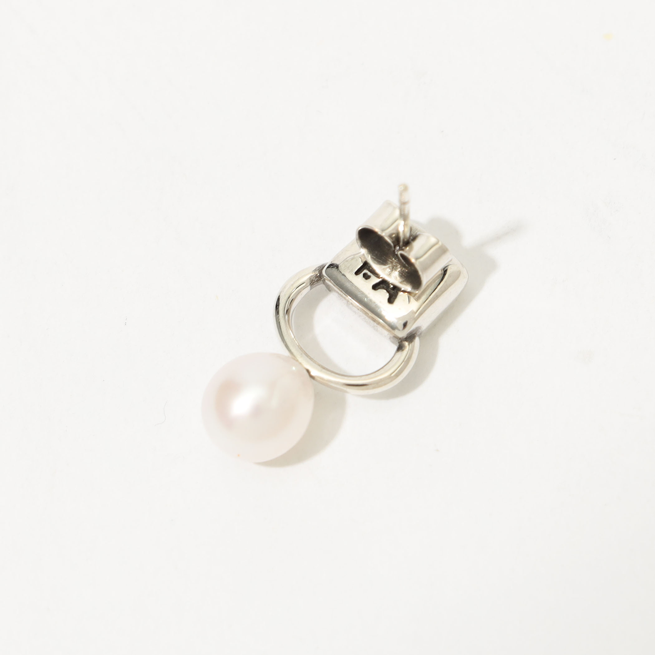 PHILIPPE AUDIBERT/LIANA ピアス PHILIPPE AUDIBERT LIANA パールピアス|トゥモローランド 公式通販