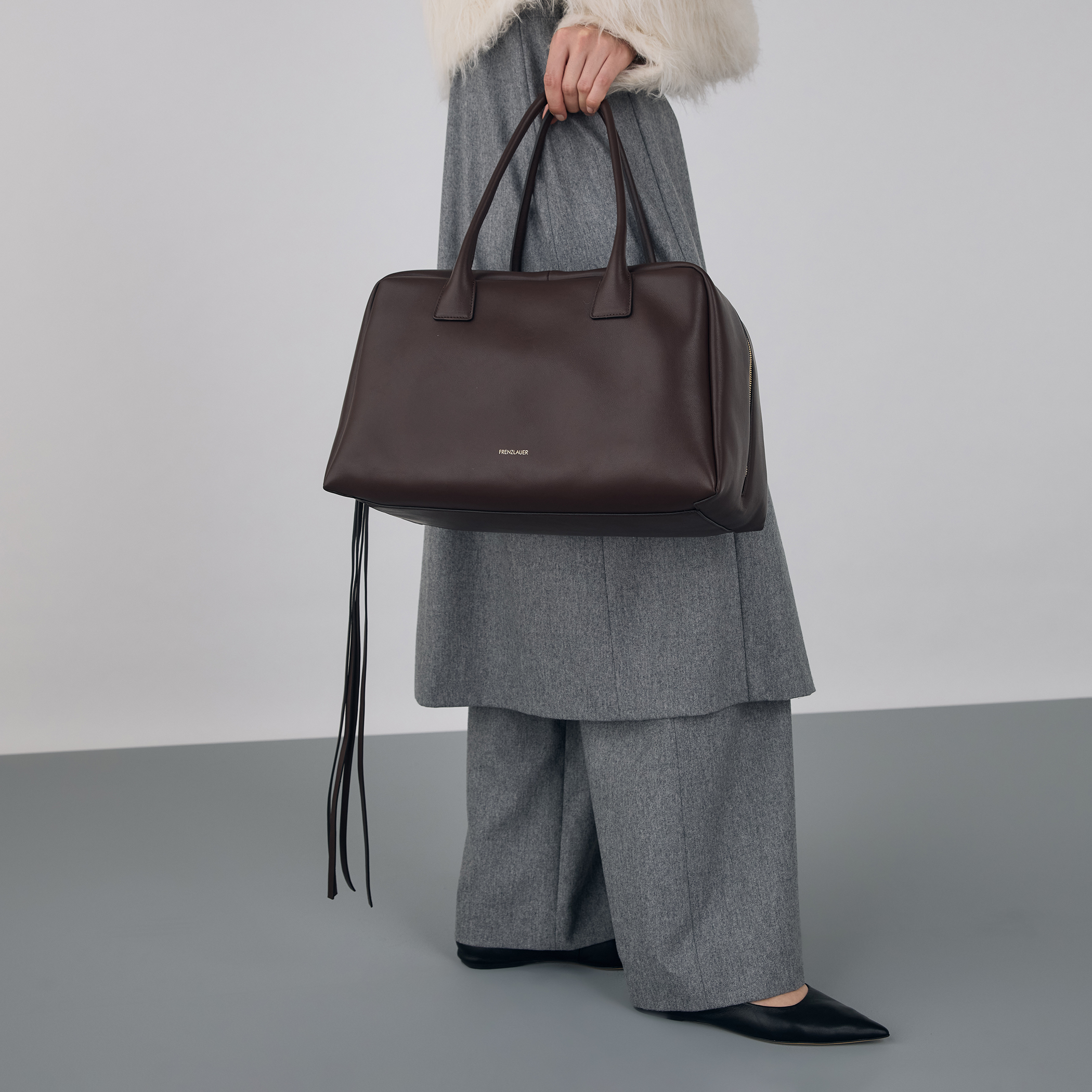 期間限定お値下げ‼️【FRENZLAUER/フランツロアー】BOWLING BAG 期間限定お値下げ‼️【FRENZLAUER/フランツロアー】BOWLING BAG