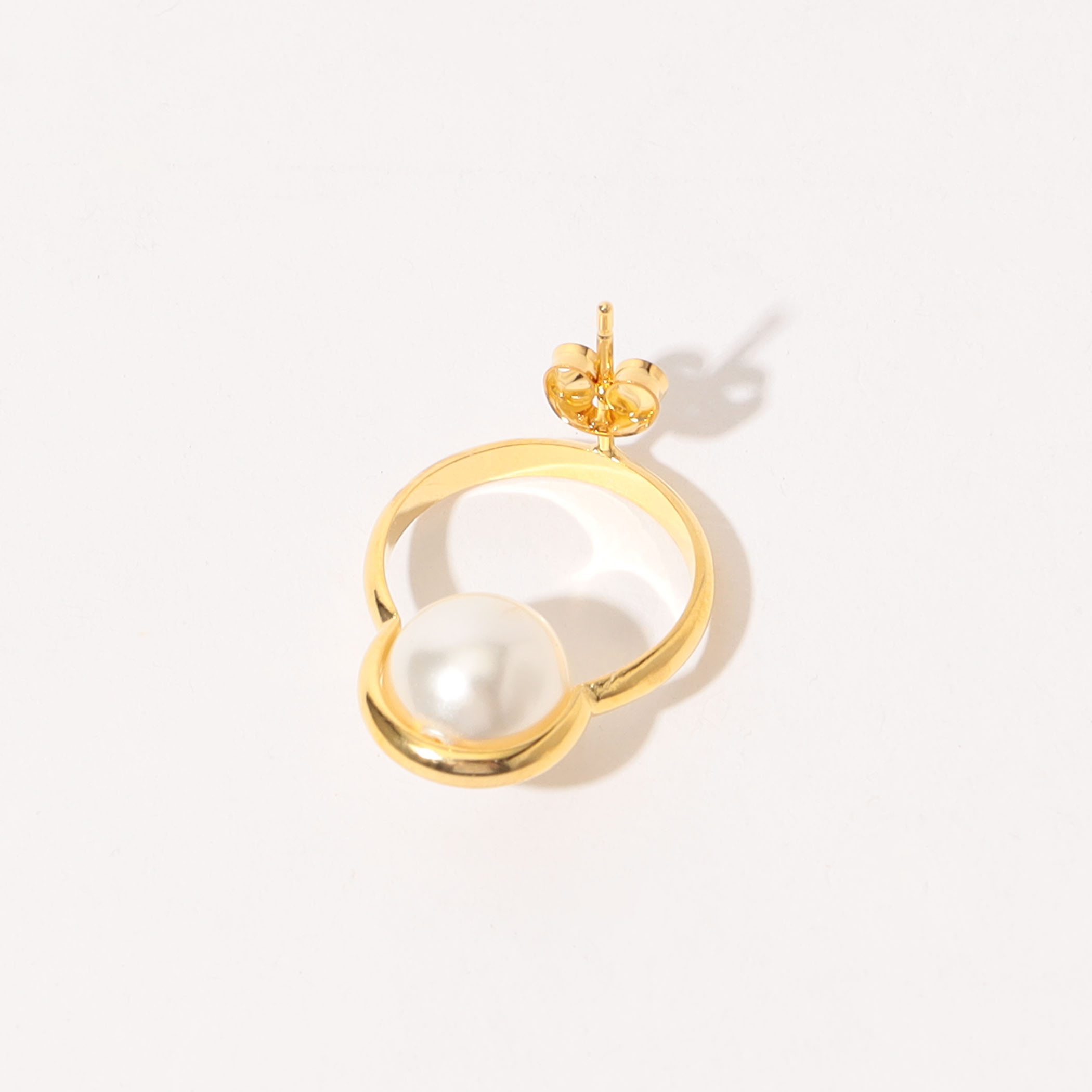 別注】januka モチーフパールピアス｜トゥモローランド 公式通販