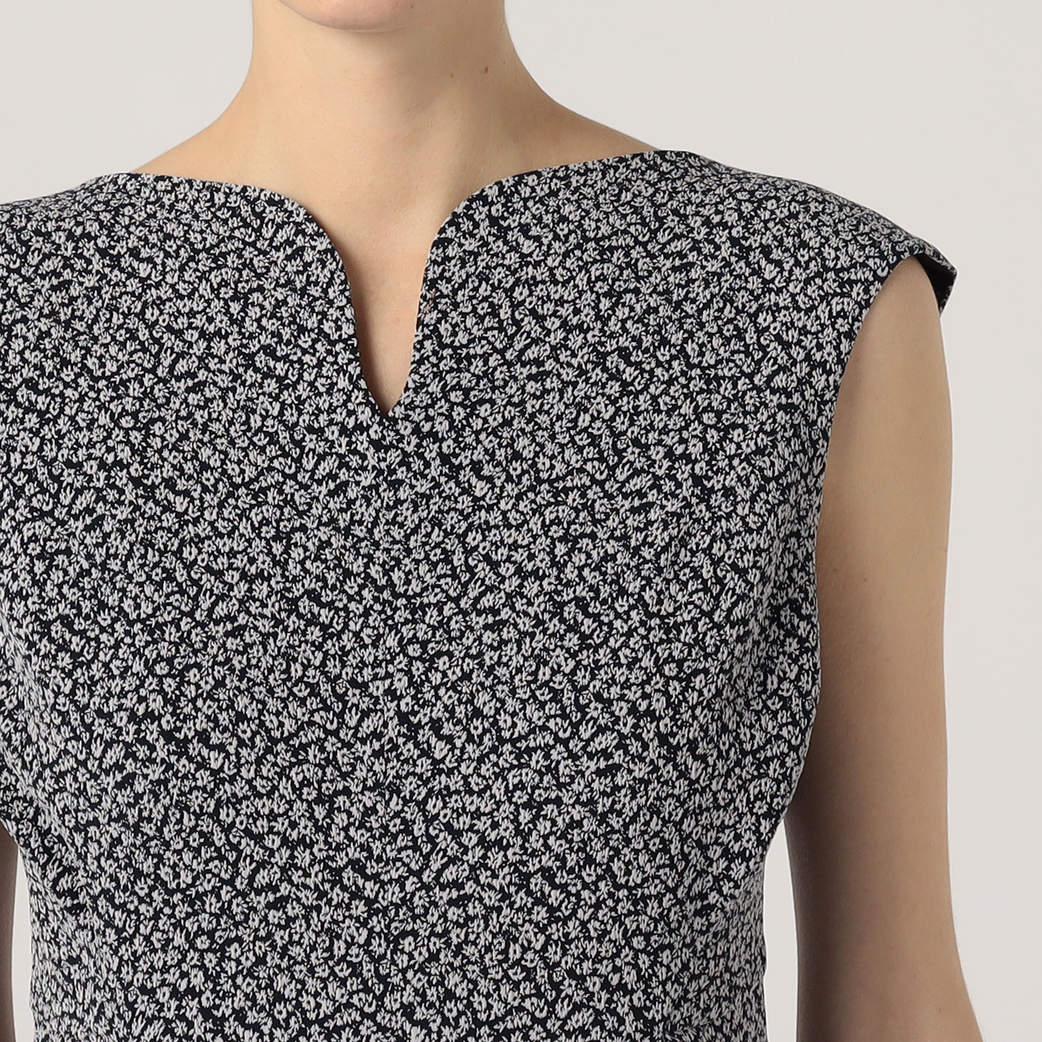 マモMAMO ドレス Mame Kurogouchi Micro Floral Jacquard Dress