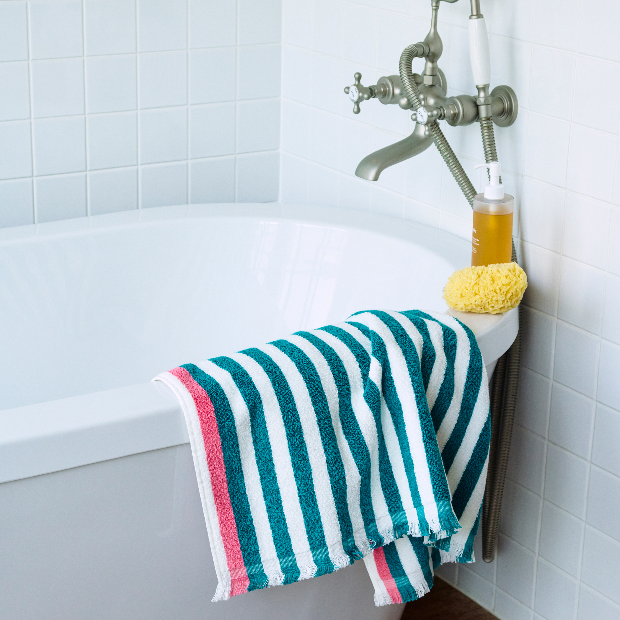 コットンストライプ ベルベットビーチタオル｜トゥモローランド 公式通販