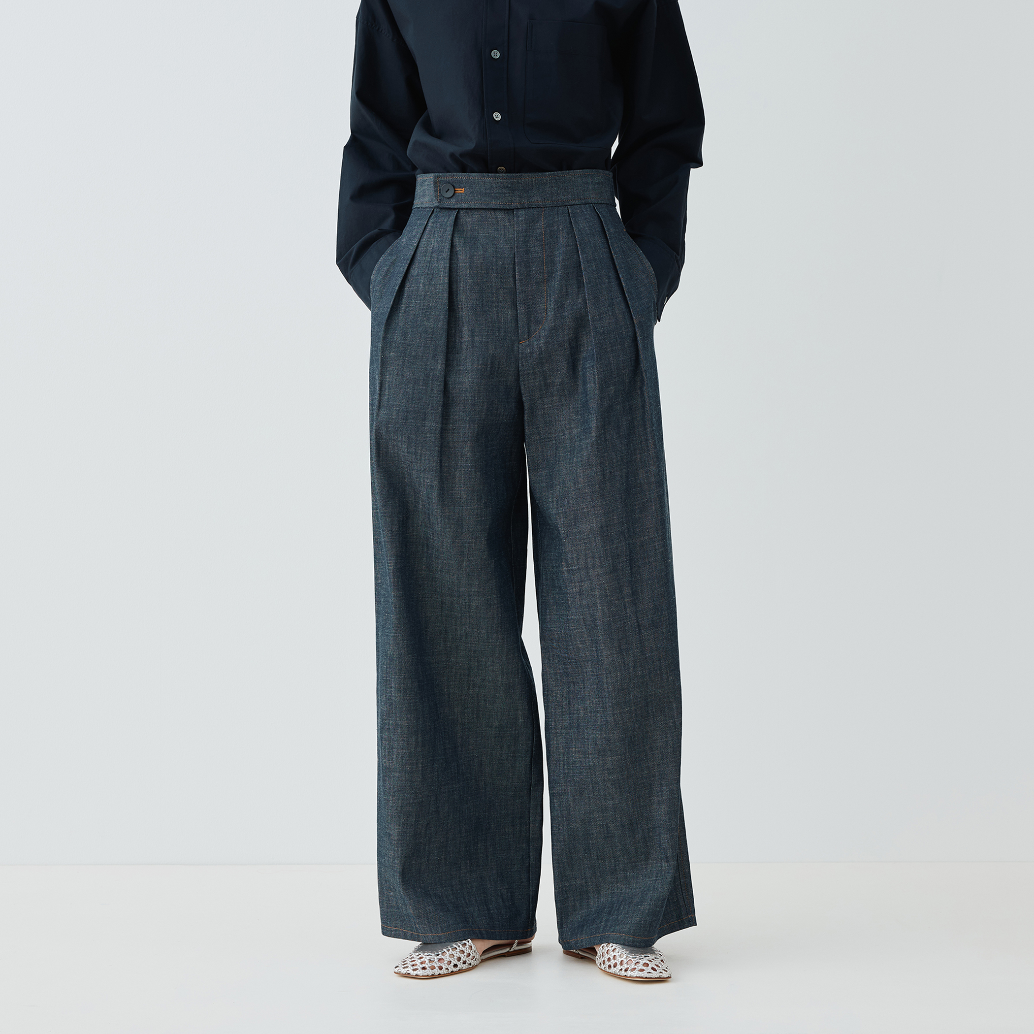 2wayチェスタ　ネイビー色　36サイズ　3.9万 item3036766cd18011ef83500242ac
