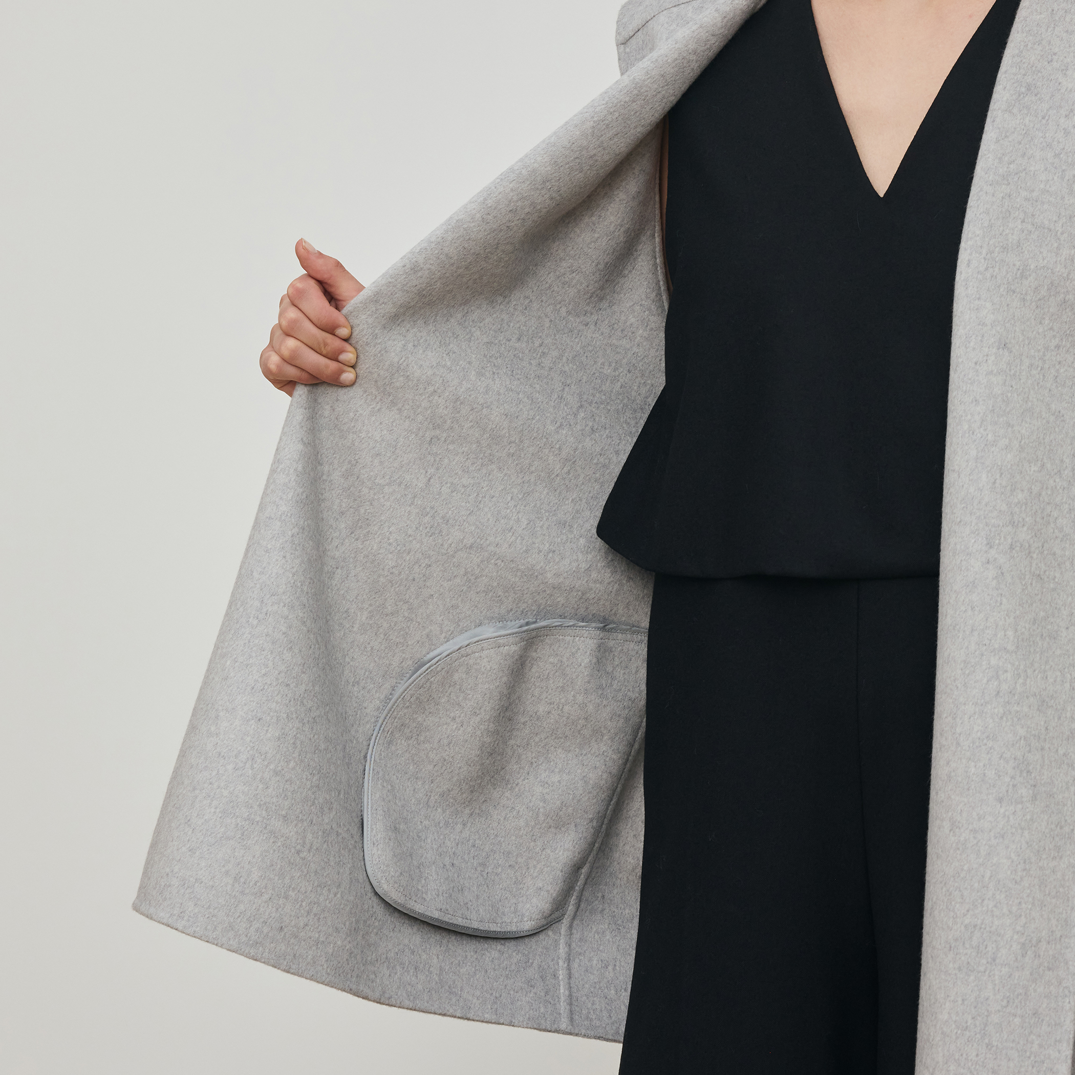 ダブルフェイスメルトンビーバー フーディーミディコート