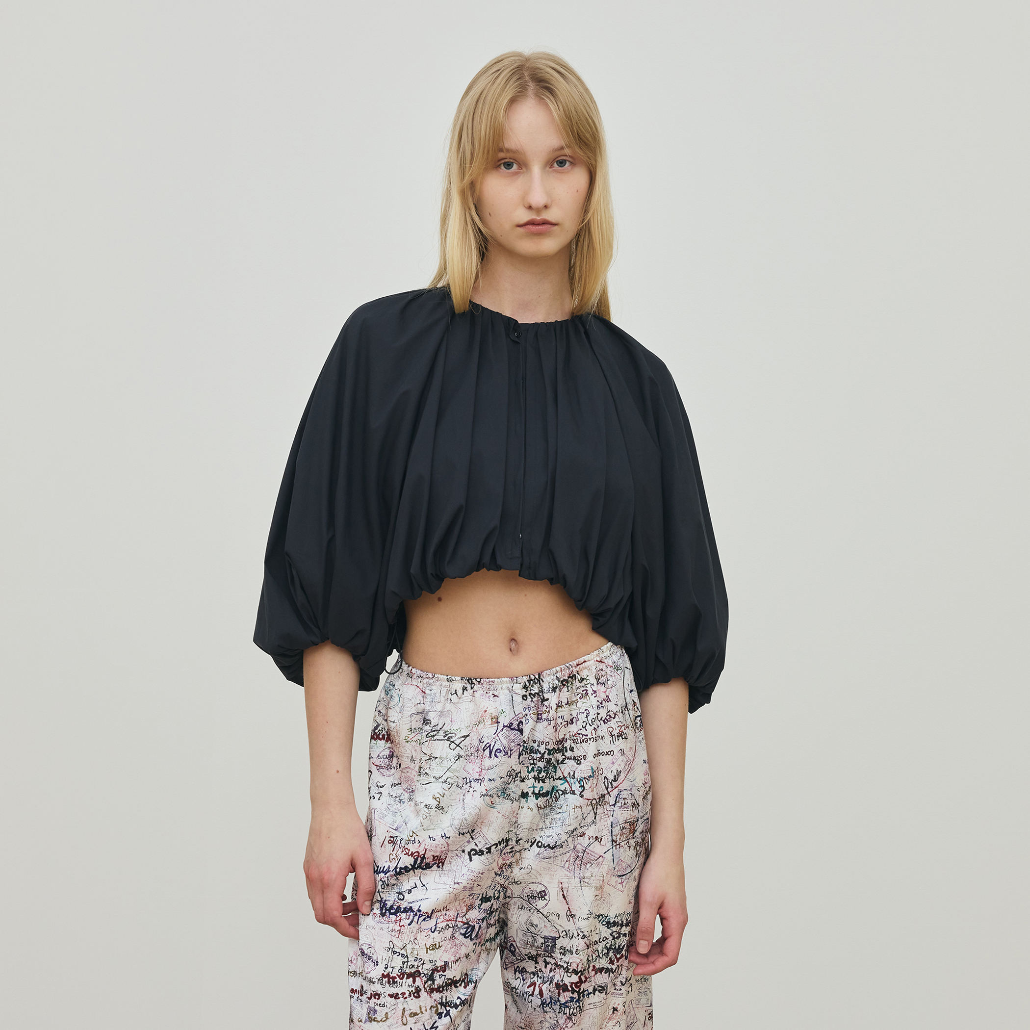 コットンストレッチポプリン クロップドバブルブルゾン コットンストレッチポプリン クロップドバブルブルゾン