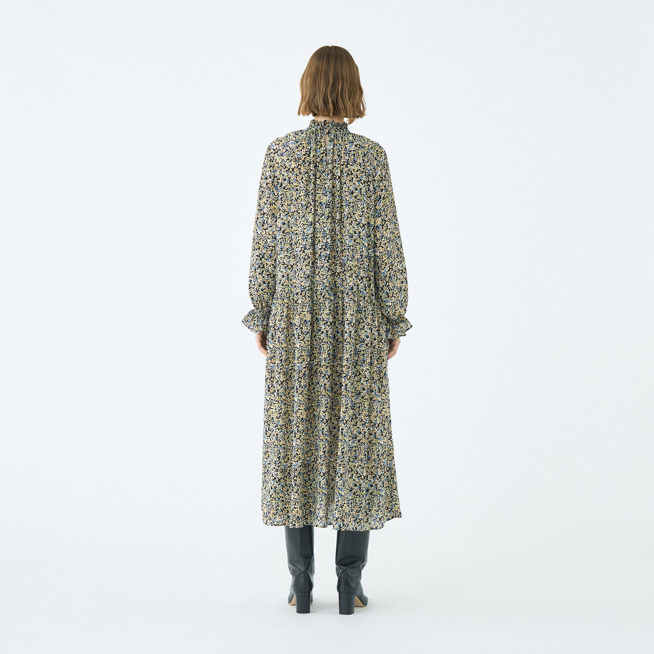 ブローフラワープリント シャーリングロングワンピース