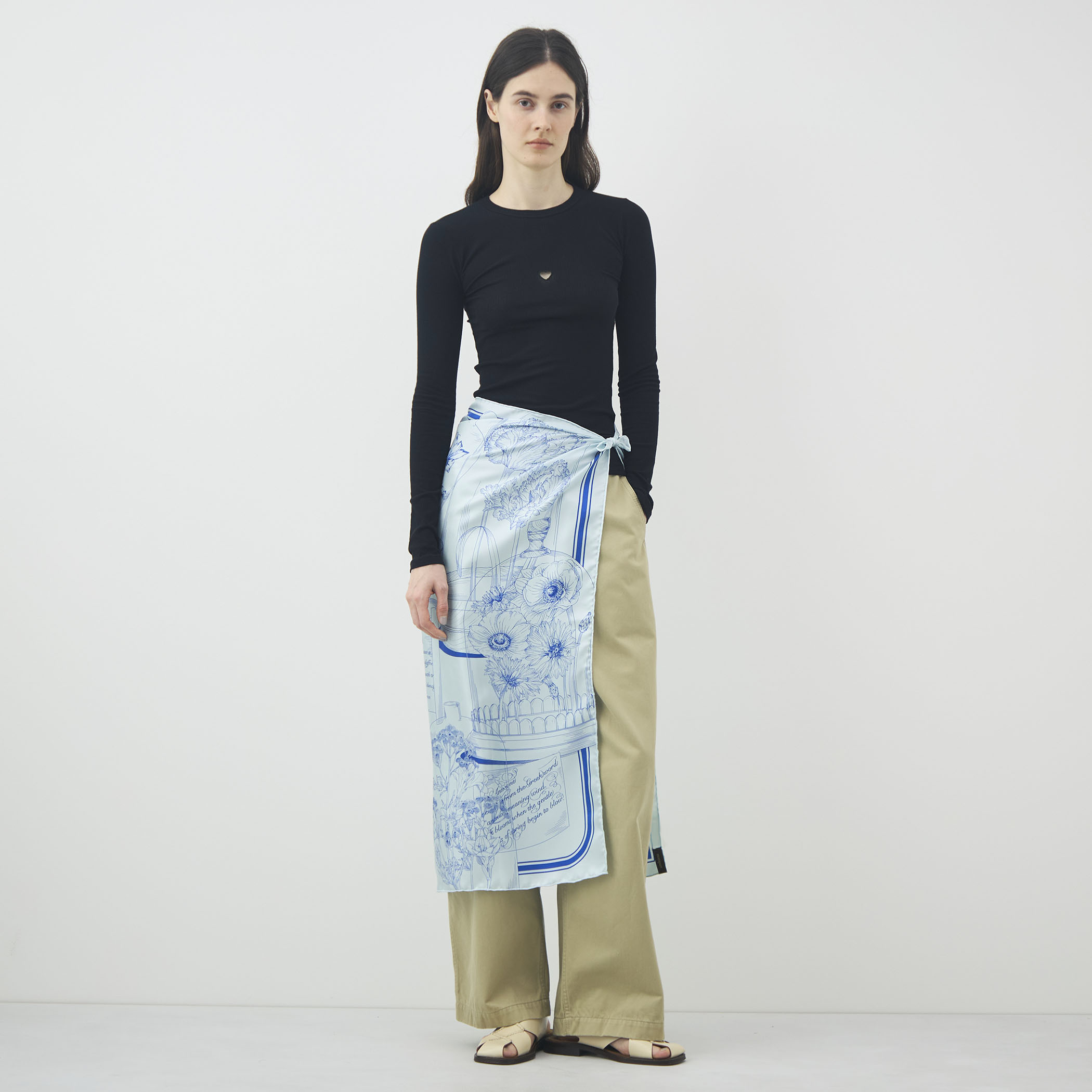 manipuri DOME FLOWER シルクスカーフ｜トゥモローランド 公式サイト