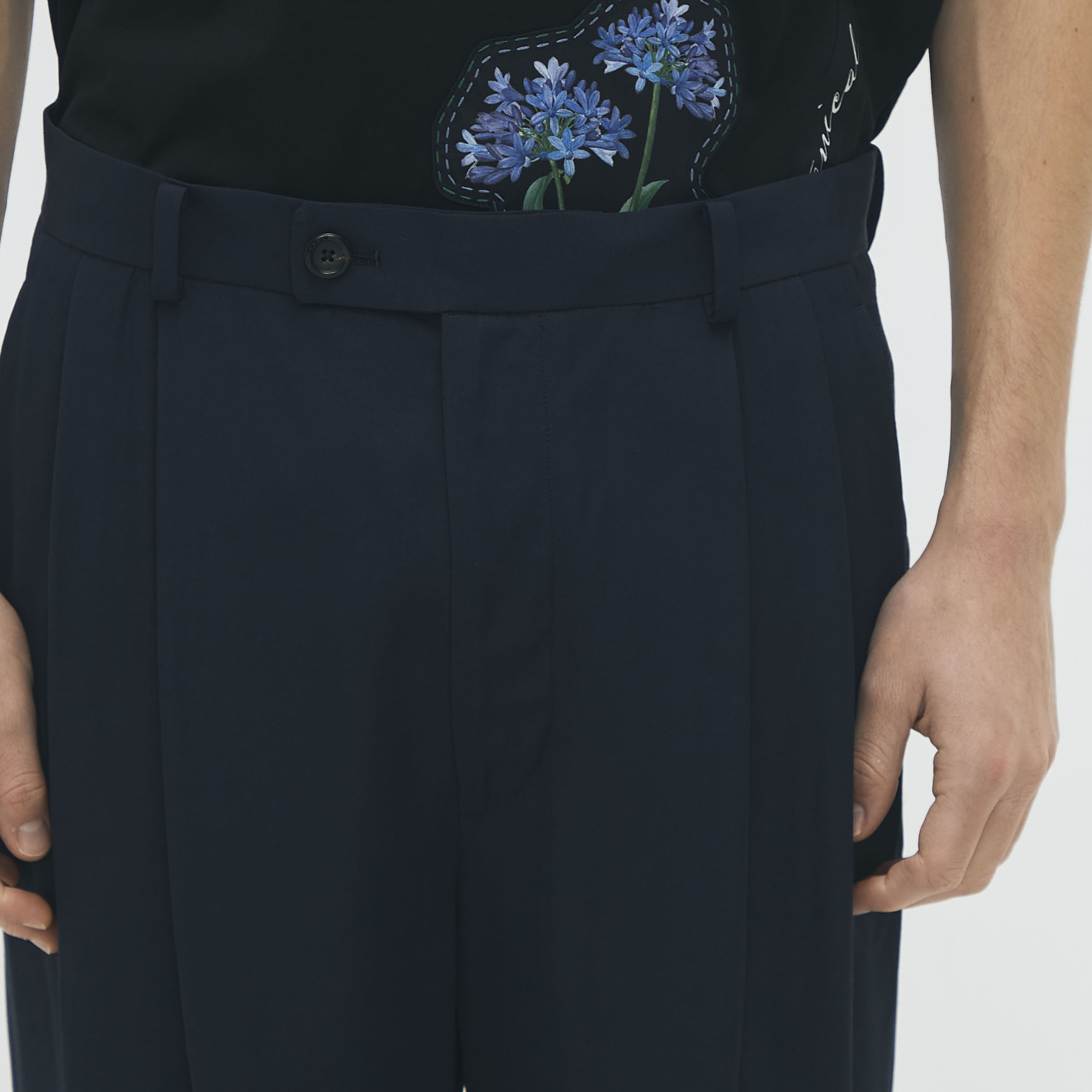 CABaN レーヨンシルクツイル 2タックワイドテーパードパンツ