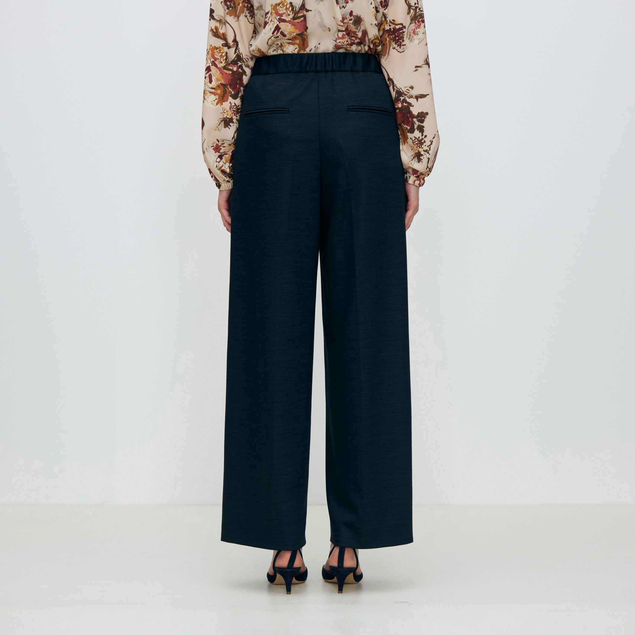 ポリエステルウールモクロディ センタープレスワイドパンツ