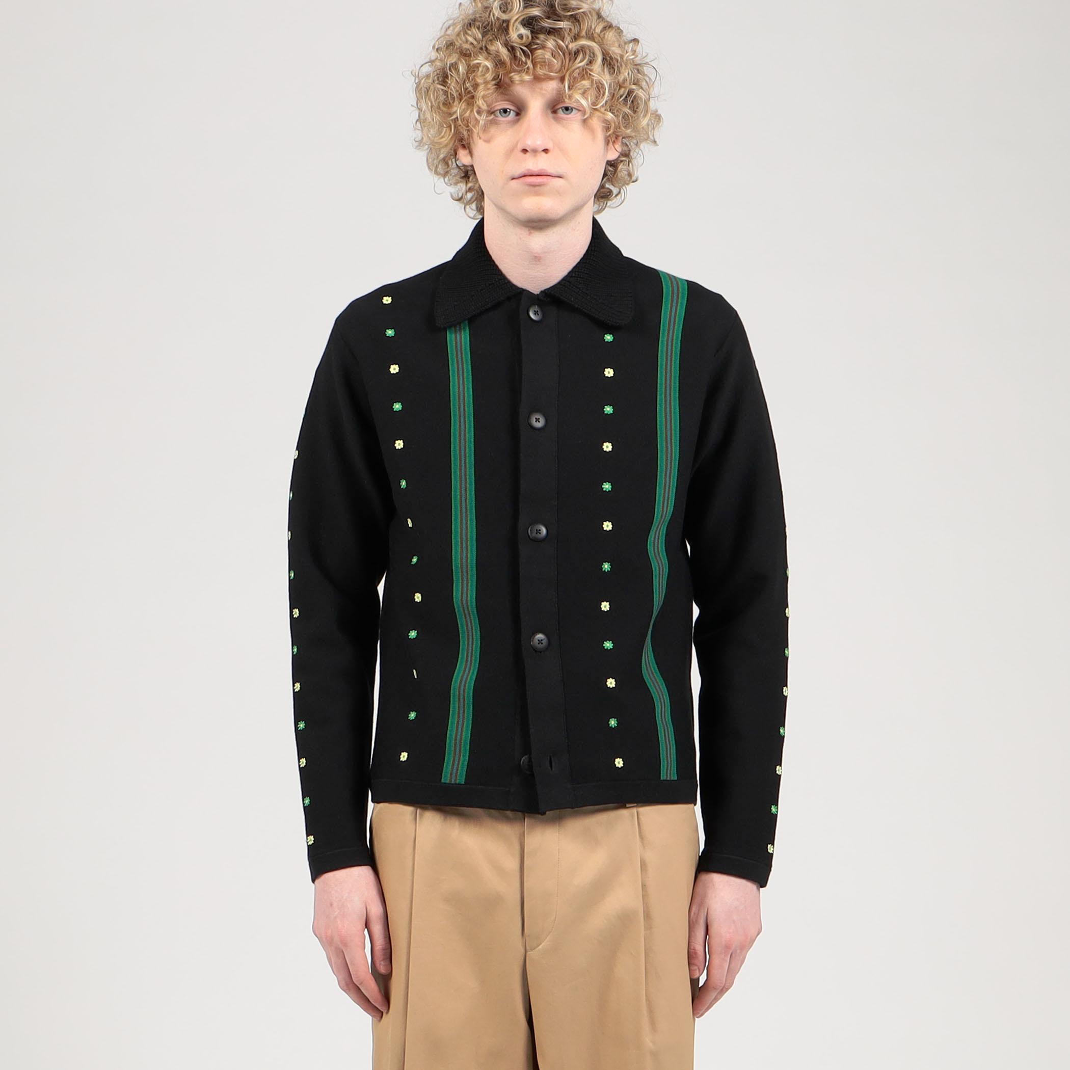 □CABaN コットンカシミヤ エンブロイダリーポロカーディガン