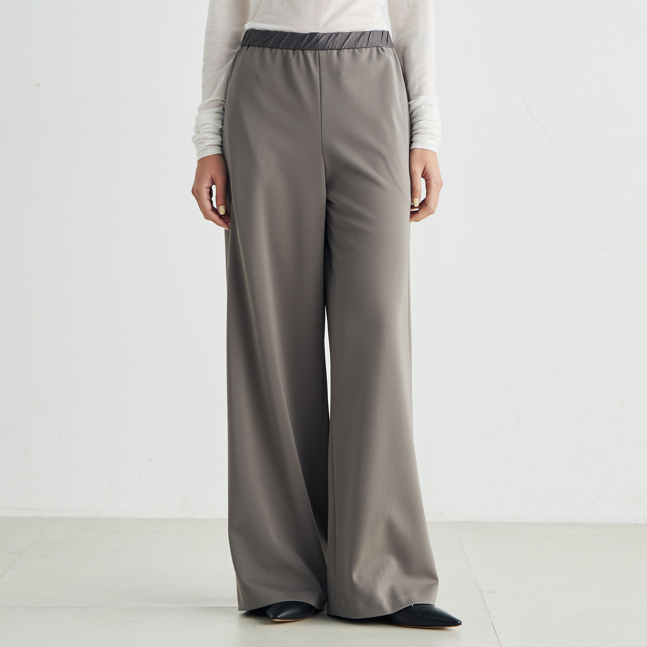 けー ページ カルゼジャージー セミワイドスラックス｜トゥモローランド 公式通販