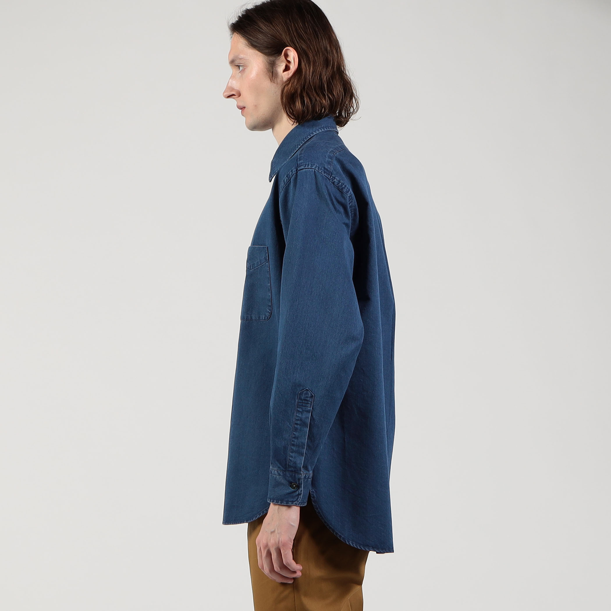 ドゥルルンシャツ コットンインディゴ セミワイドカラーシャツ｜トゥモローランド