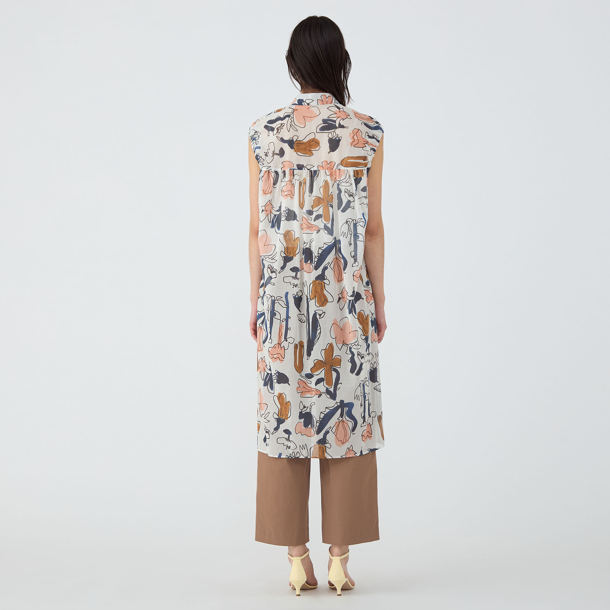 タグ付き新品　ブルーナリーフプリント ギャザーパフショルダーワンピース ブルーナリーフプリント ギャザーパフショルダーワンピース