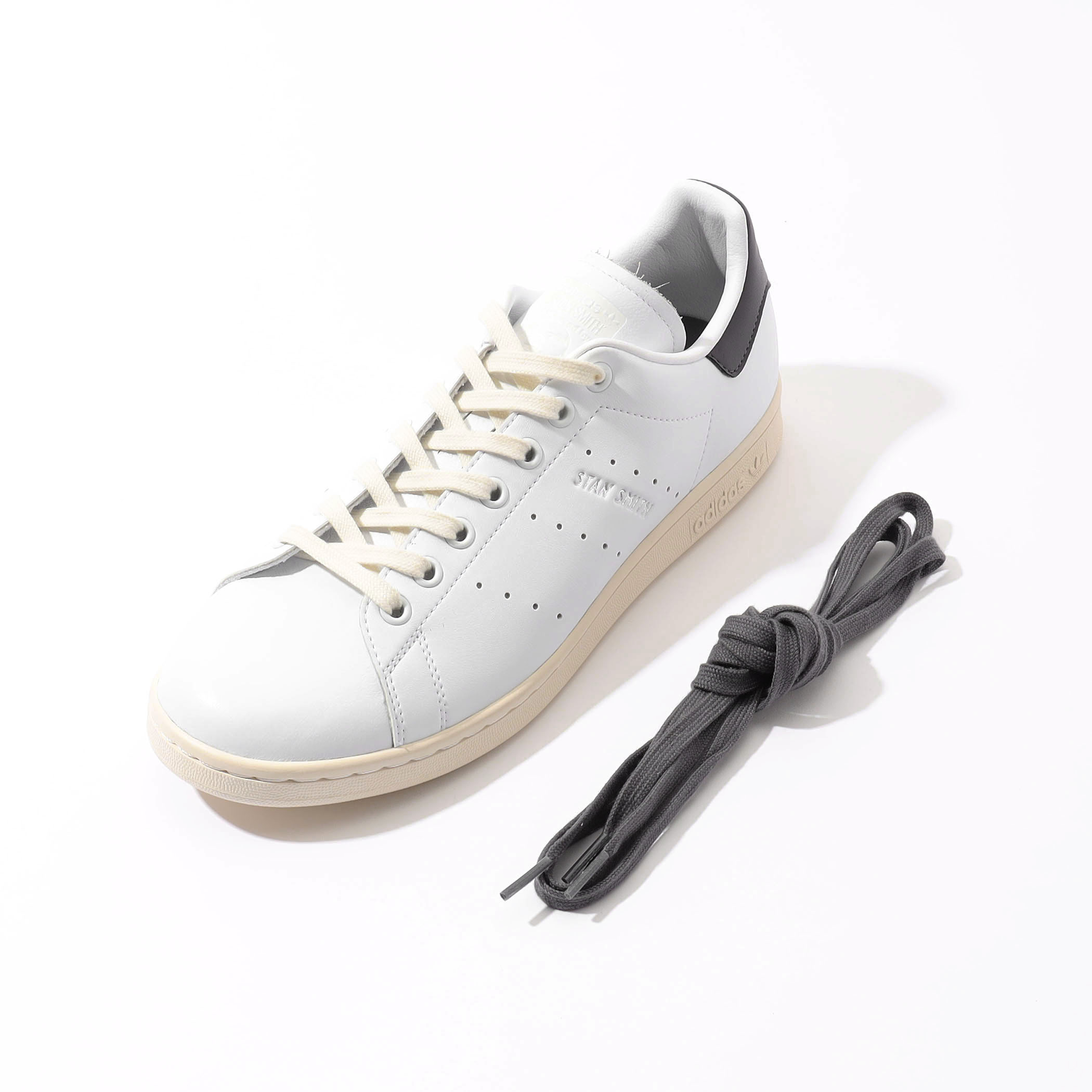 訳あり】 【別注】adidas STAN SMITH for TOMORROWLAND スニーカー