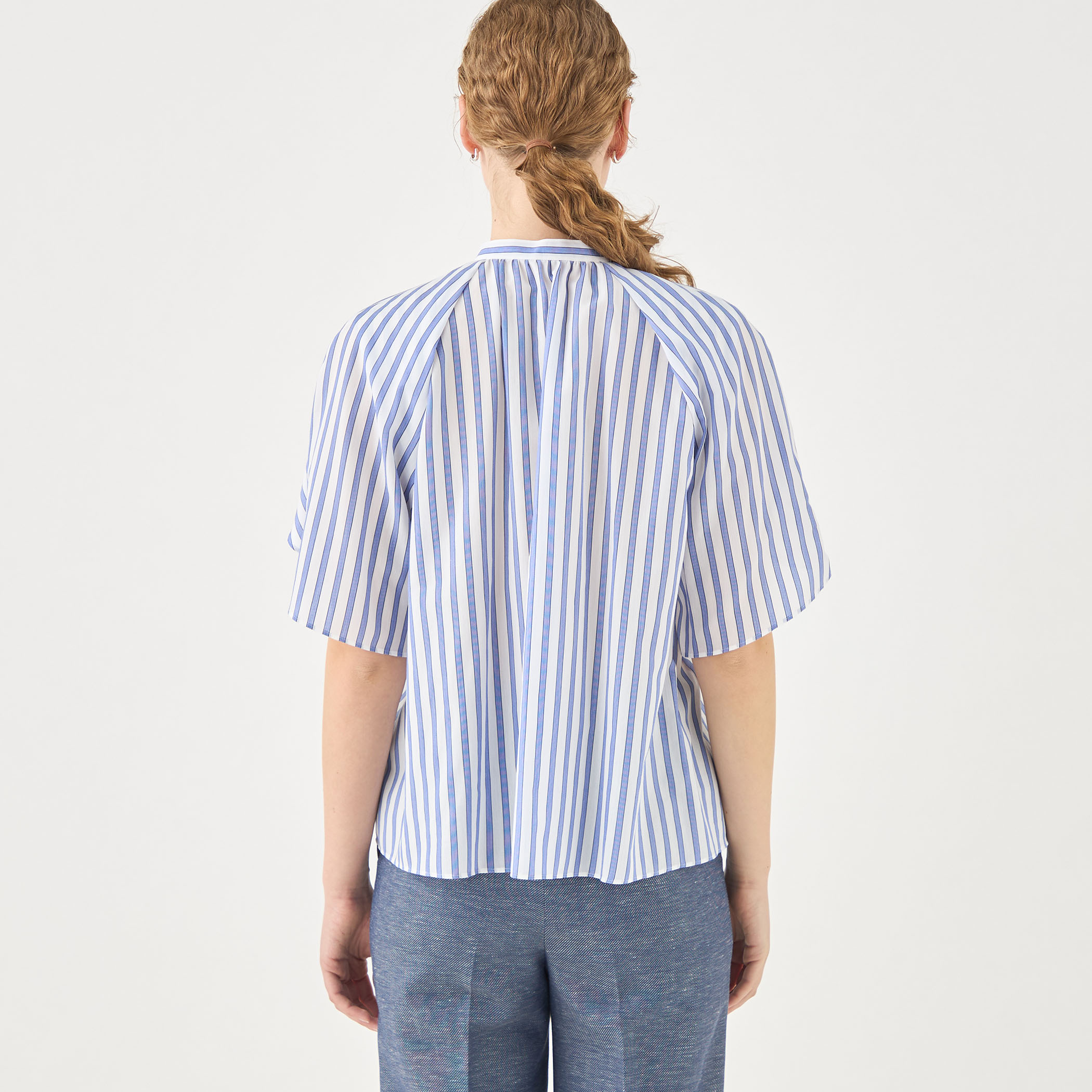 トゥモローランドコレクション 24SS シアーストライプ フレアヨークブラウス シアーストライプ フレアヨークブラウス | maison TOMORROWLAND