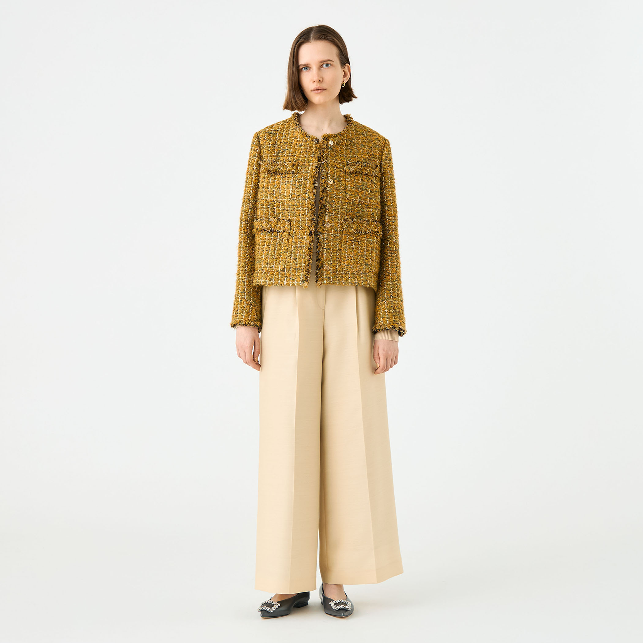 item7db0f3a25bd911f08a750242ac