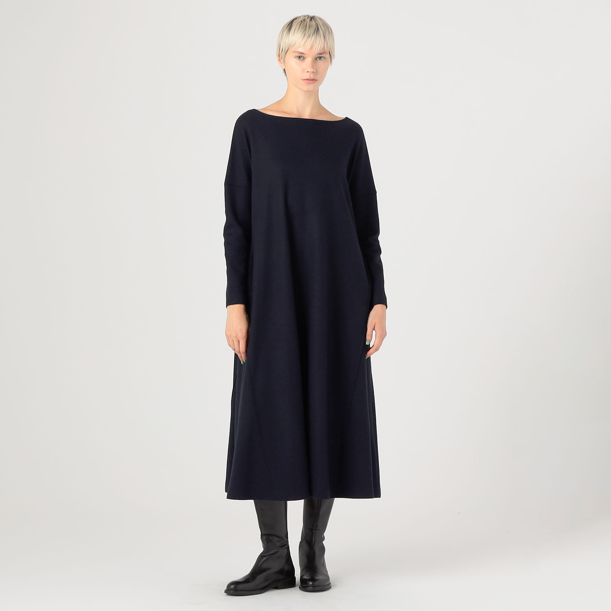 ミルドスムース ボートネック ワンピース｜トゥモローランド 公式通販