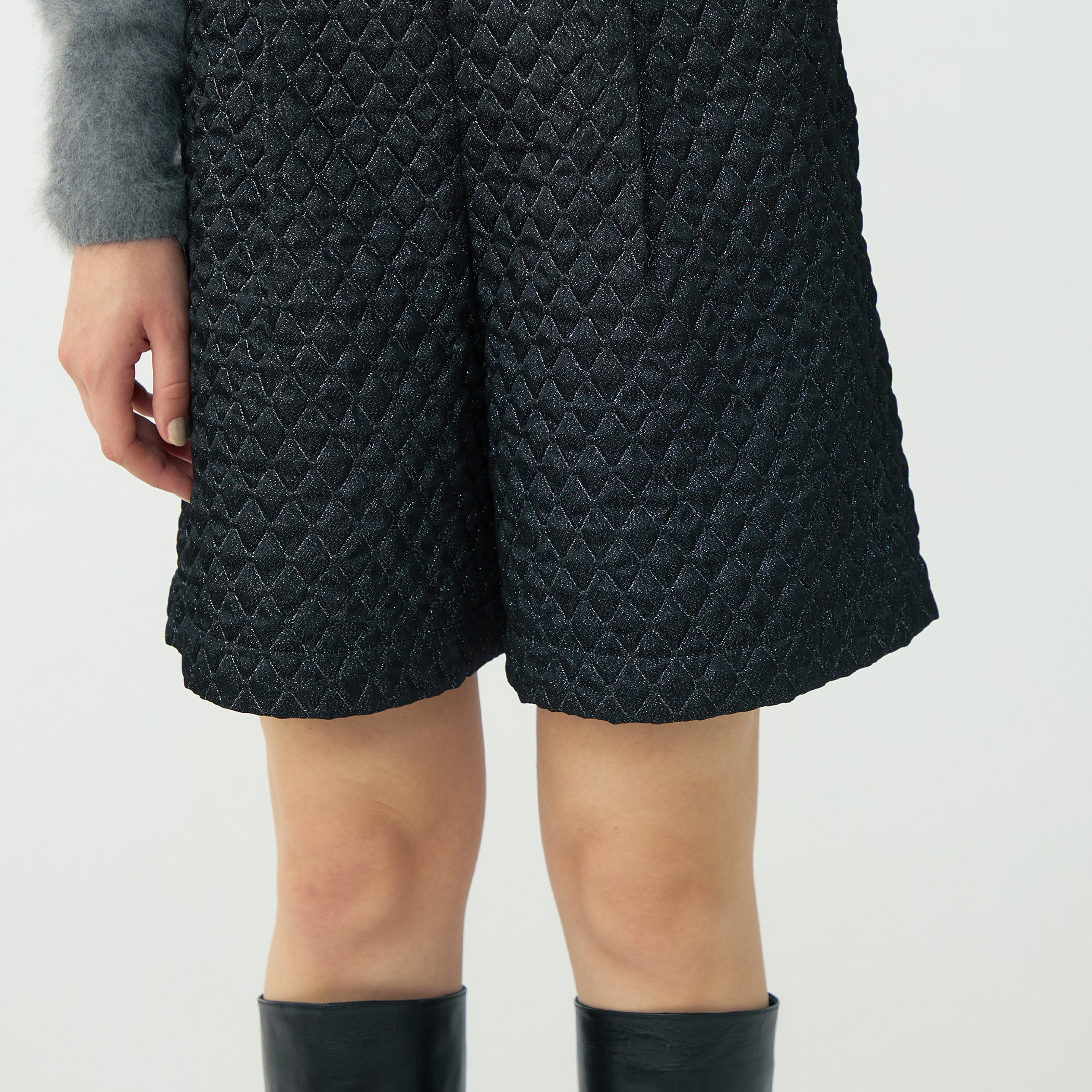 ラメマトラッセ ショートパンツ｜トゥモローランド 公式通販