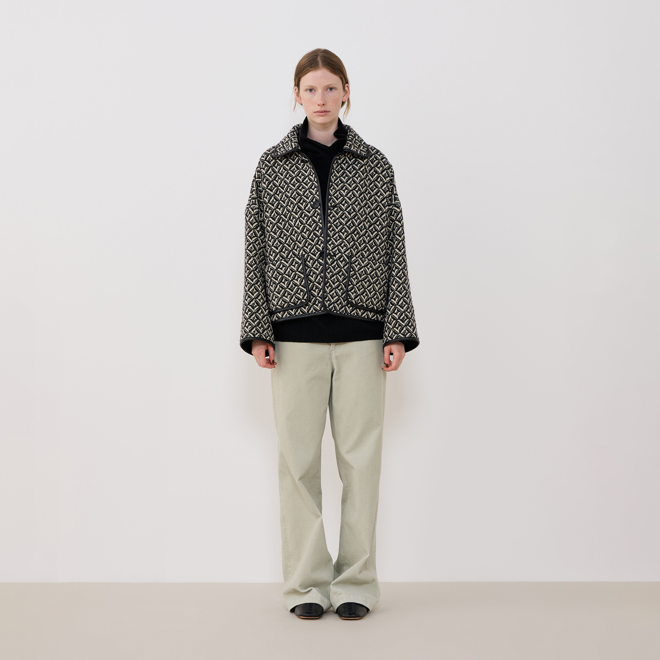 ウールテシード バルカラーショートコート｜トゥモローランド 公式通販