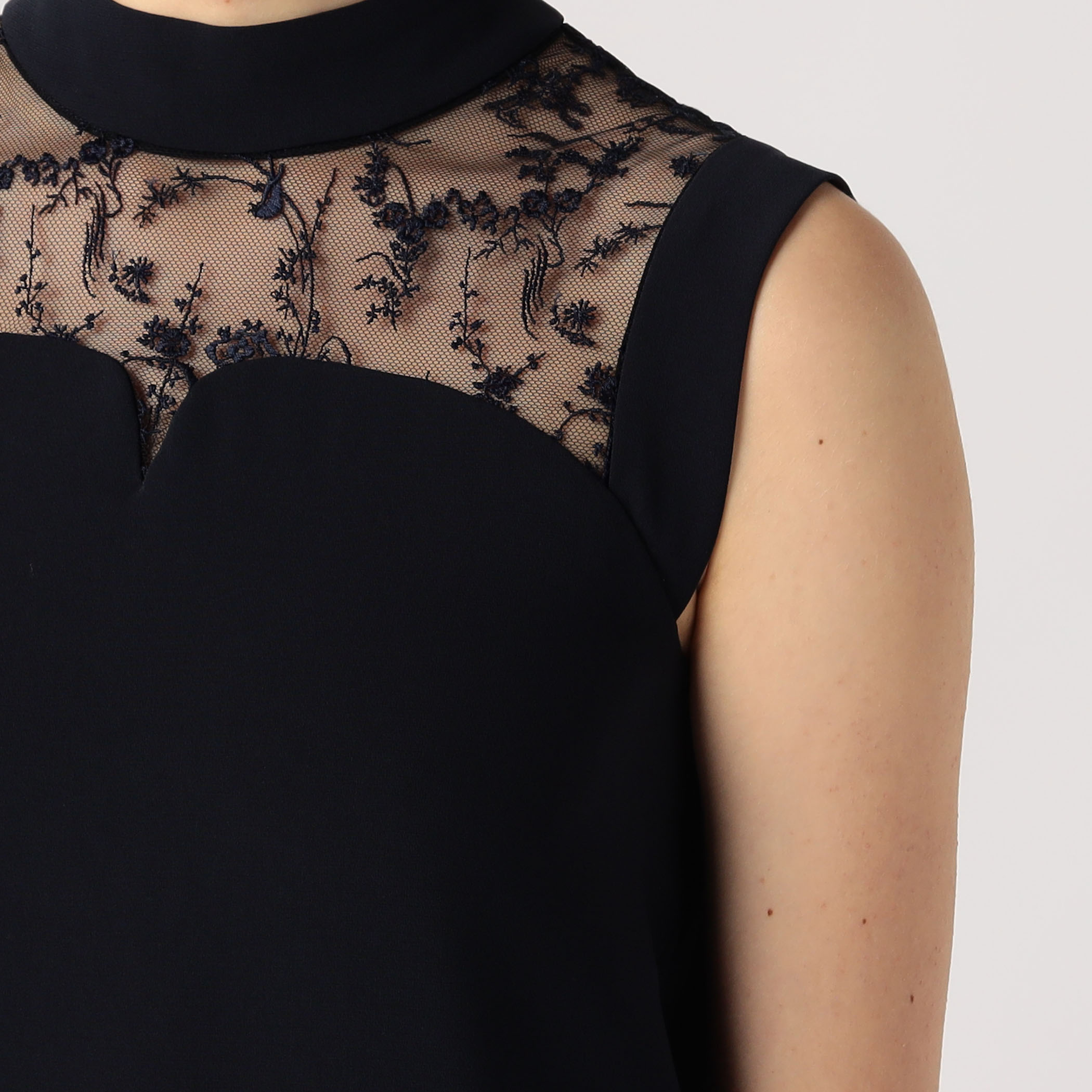 【Mame Kurogouchi】Acetate Floral LaceCollar SleevelessDress Mame Kurogouchi：Acetate Polyester Floral Lace-Collar