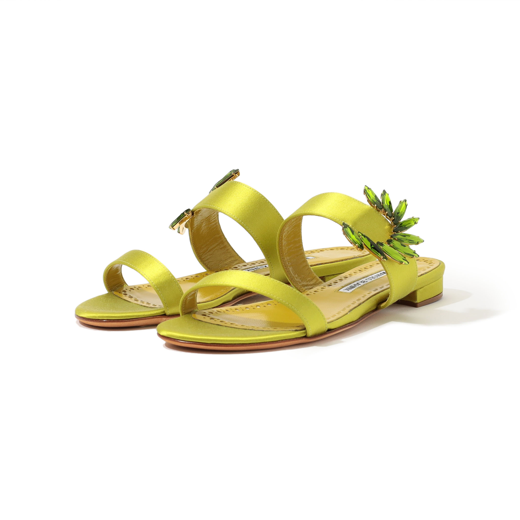MANOLO BLAHNIK CHIVELAFLAT