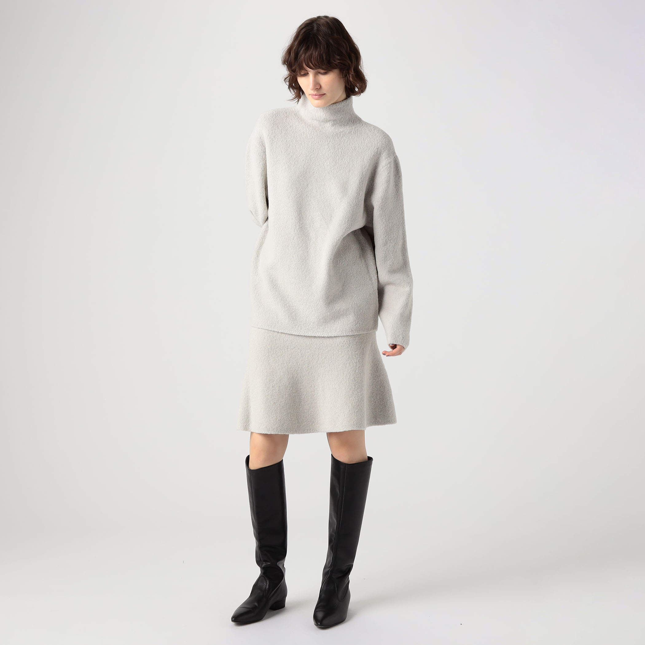 ゆきキティ⭐︎shéllerシェリエ 2023 ステッチウールフレアスカート ウールシルクストレッチブークレー フレアミニスカート