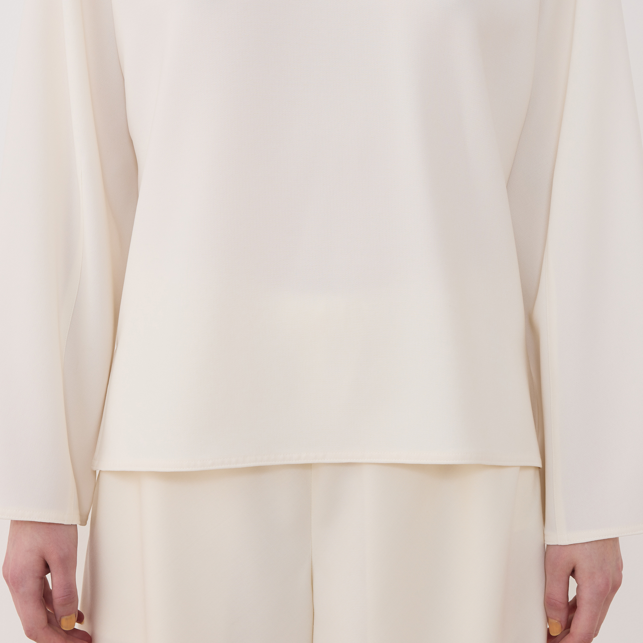 ダブルクロス ラグランスリーブブラウス｜トゥモローランド 公式通販