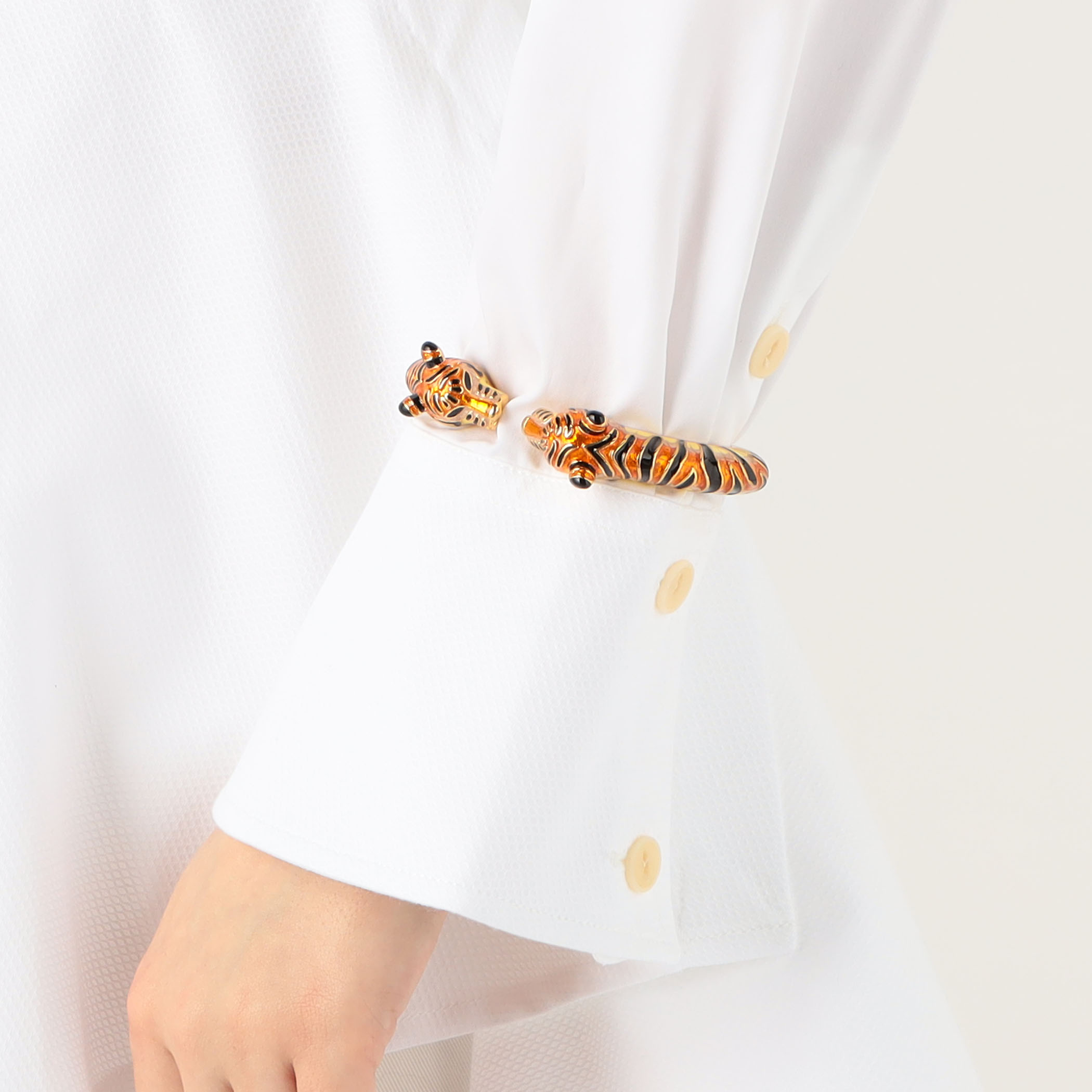 Kenneth Jay Lane tiger head ブレスレット｜トゥモローランド