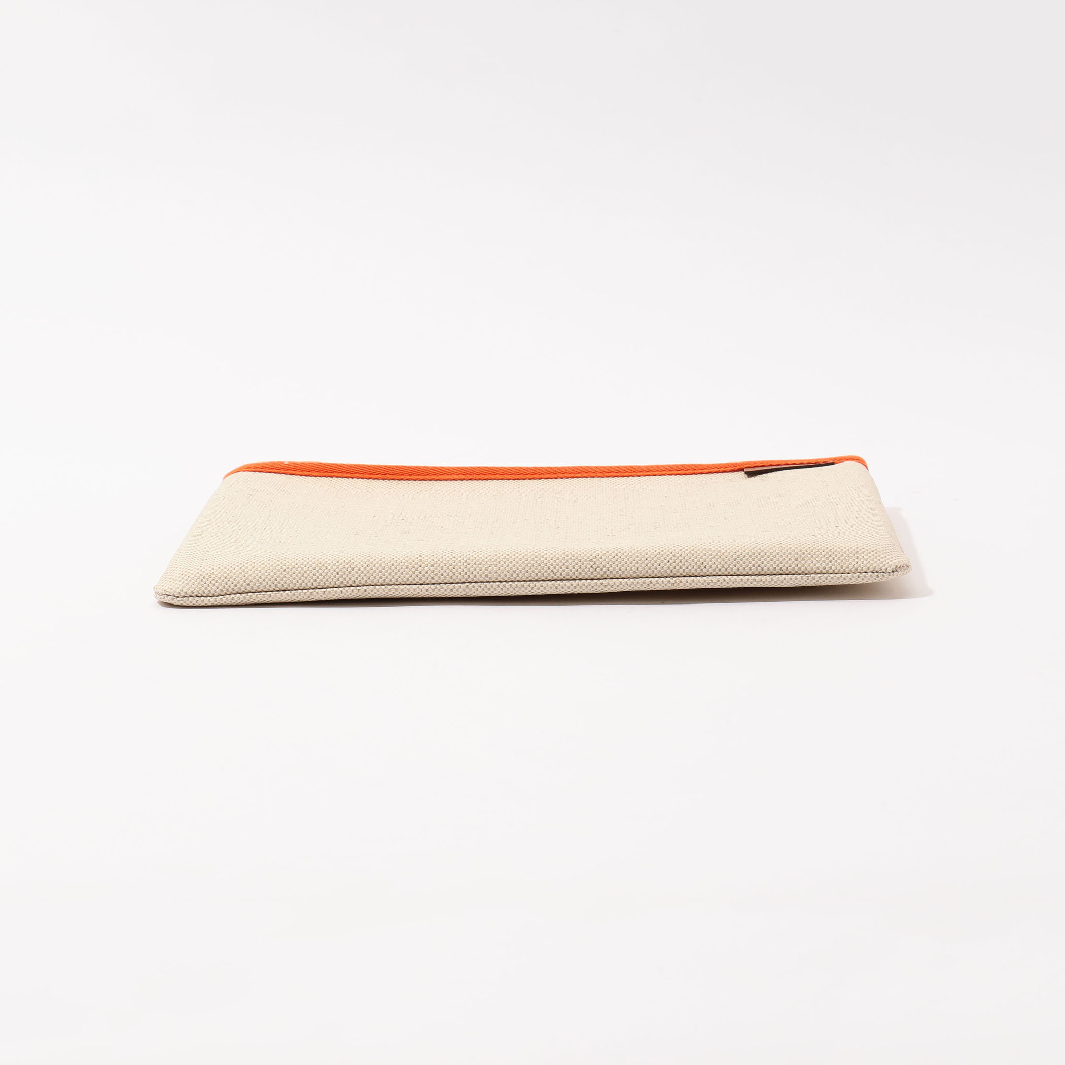 L/uniform ミディアムポーチ L/UNIFORM MEDIUM POUCH｜トゥモローランド 公式通販