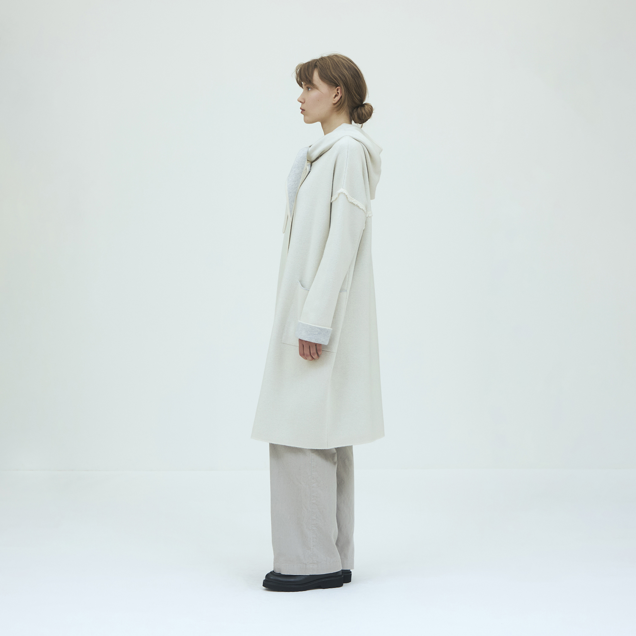 モンゴルカシミヤ フーデッドニットコート｜トゥモローランド 公式サイト