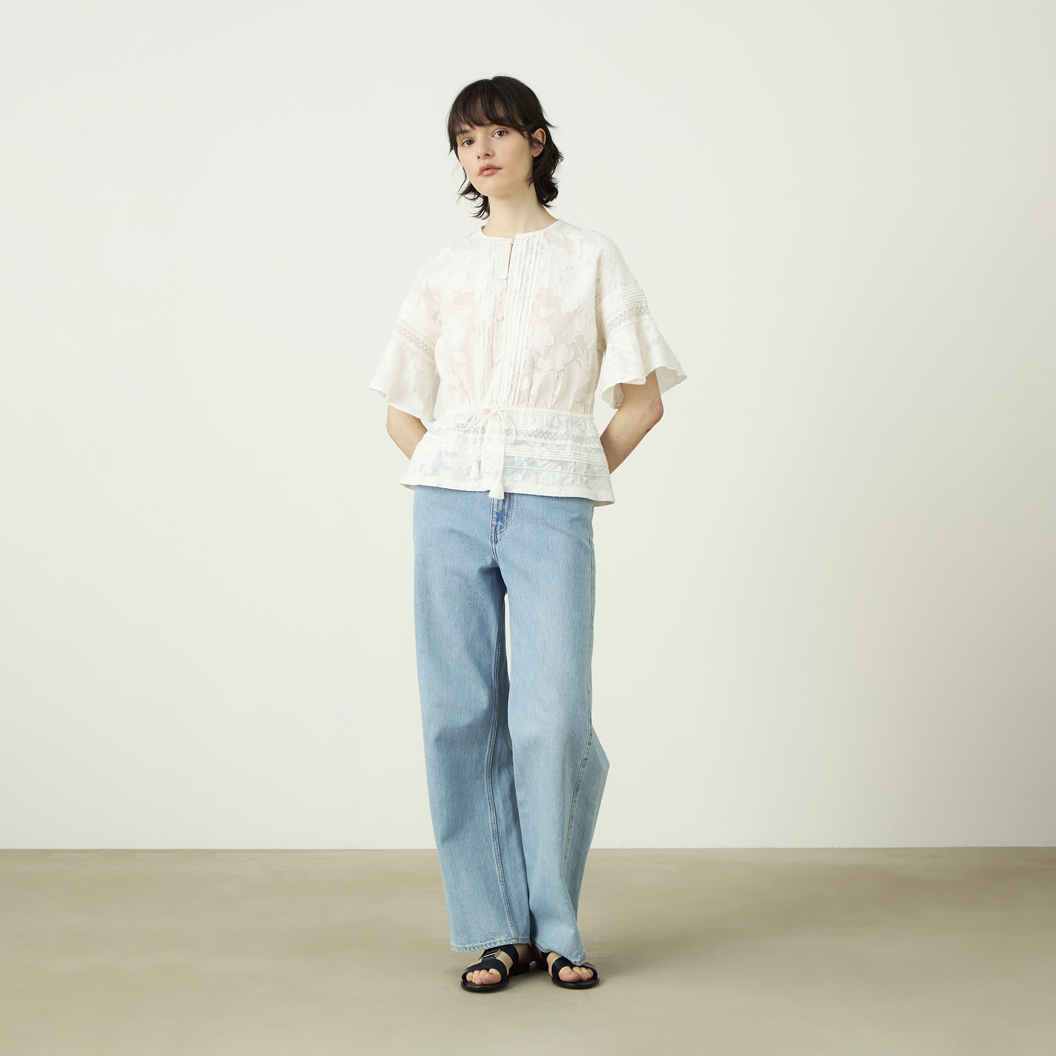 コットンナイロンカットジャカード フレアスリーブブラウス