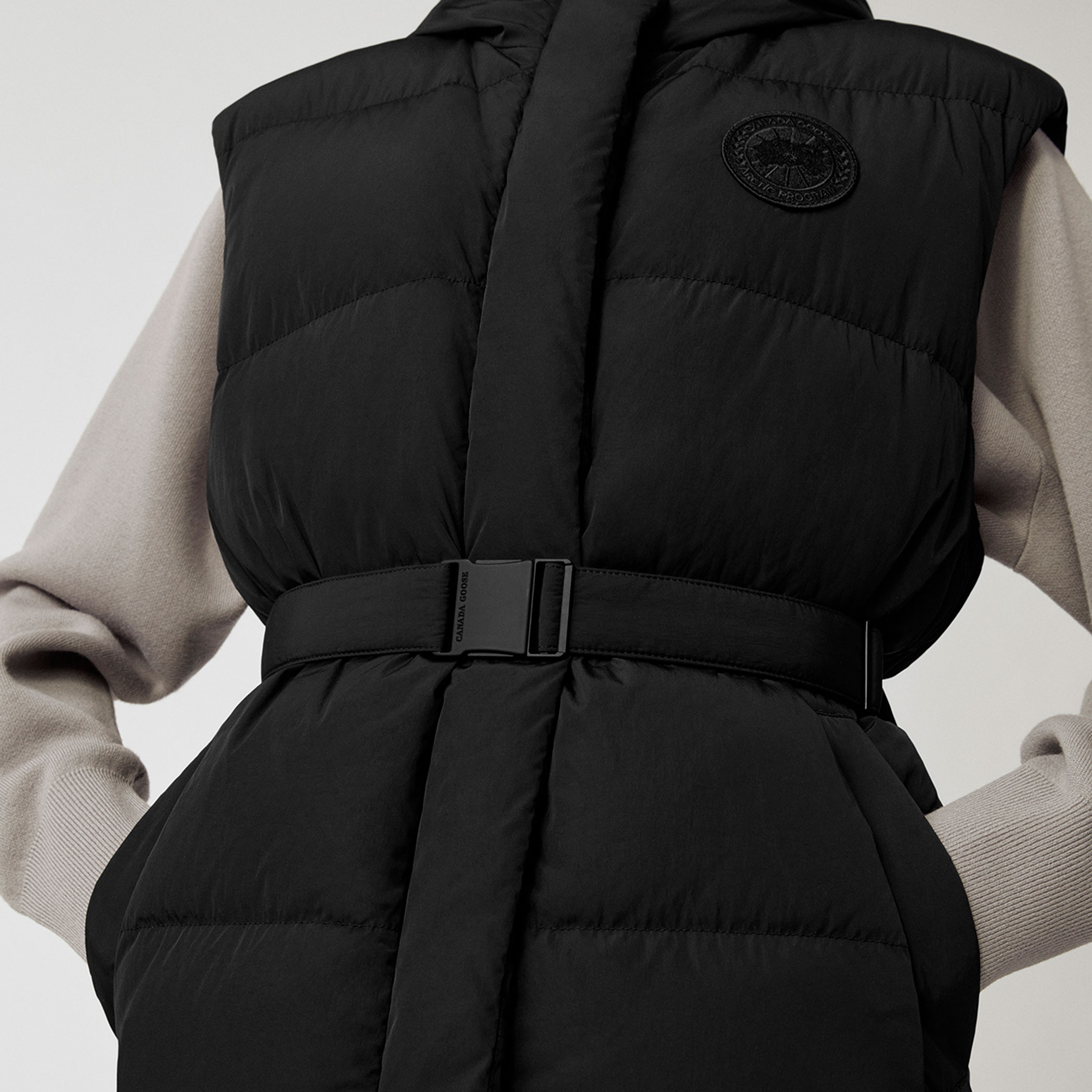 CANADA GOOSE RAYLA VEST ダウンベスト｜トゥモローランド 公式通販