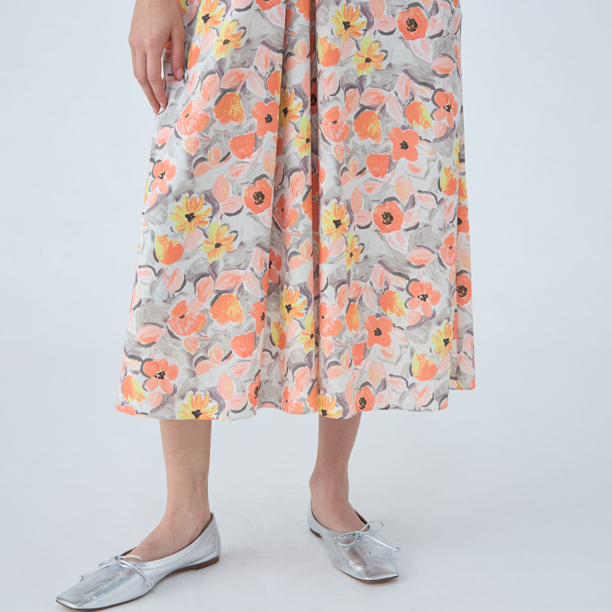 Ballsey フラワープリント　プリーツワンピース　トゥモローランド トゥモローランド】Ballseyプティフラワープリント カシュクール