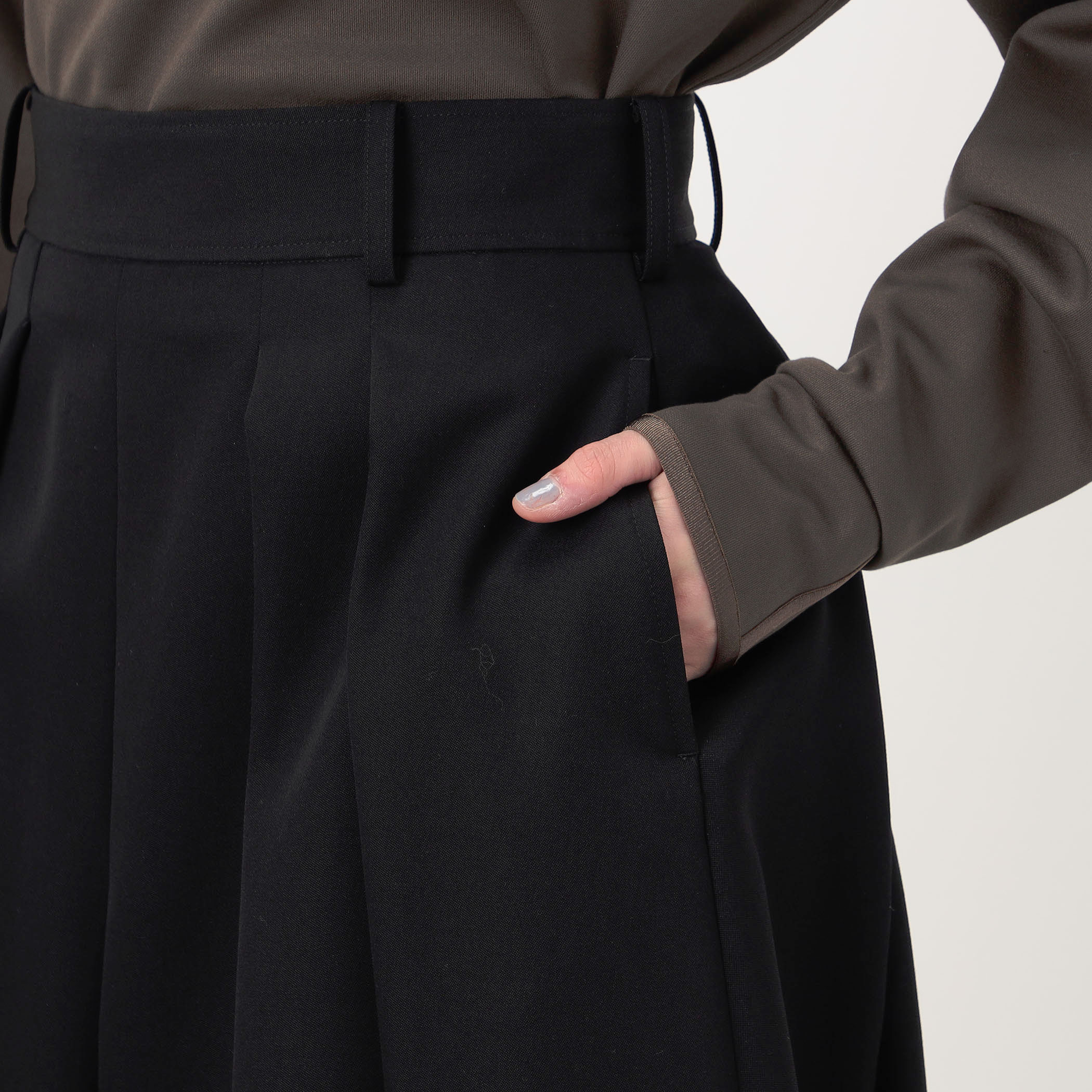 別注】THE RERACS × Edition DEEP TUCK CULOTTE PANTS キュロット