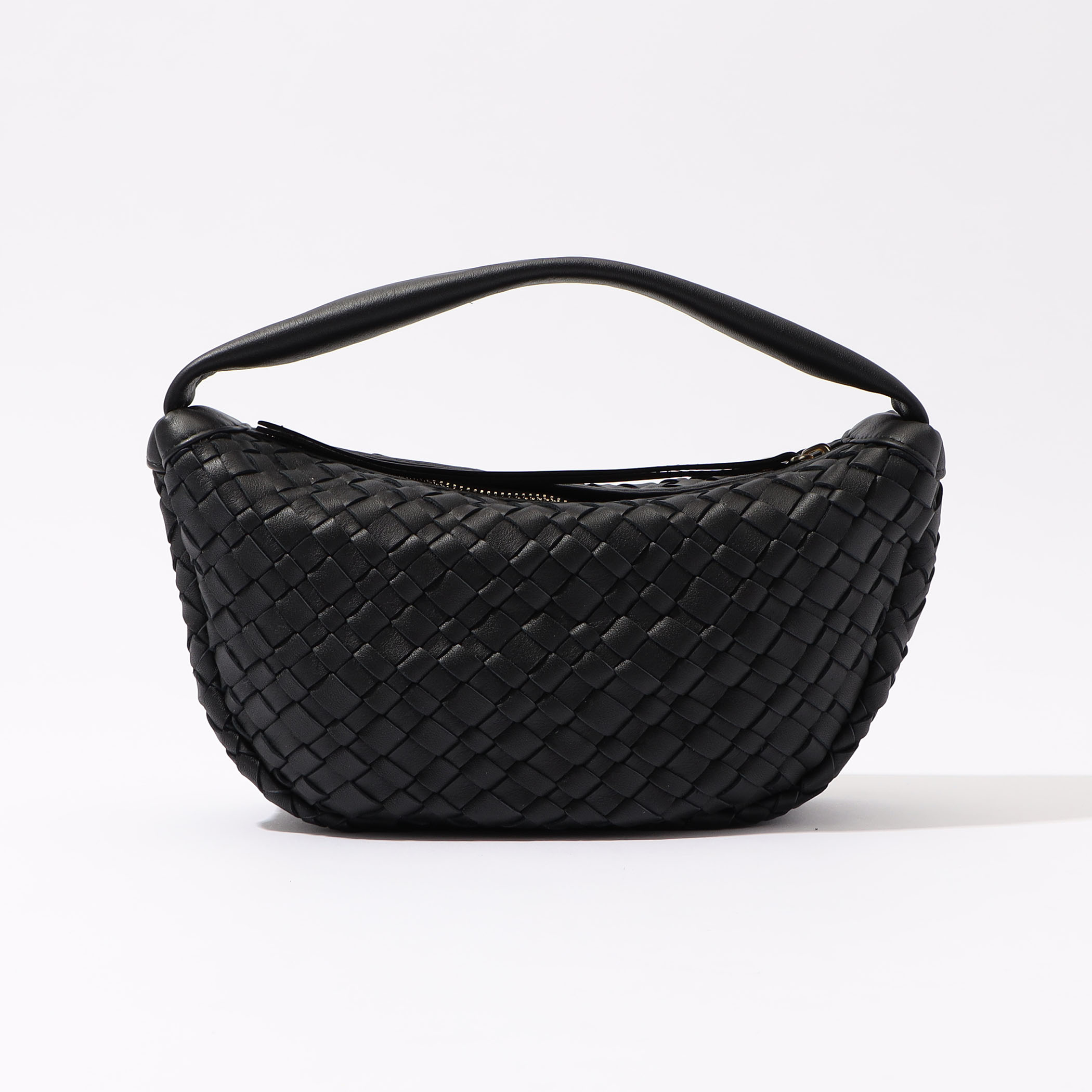 【meguro】新品未使用　トゥモローランド　パールボタン　ブラック 別注】GLENROYAL MEDIUM PURSE WITH STRAP ブライドルレザー