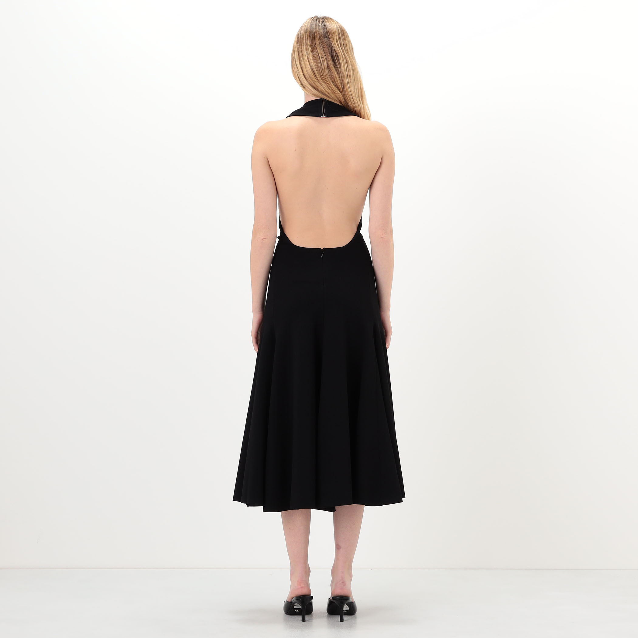 JACQUEMUS LA ROBE FAVOLA ホルターネックドレス｜トゥモローランド