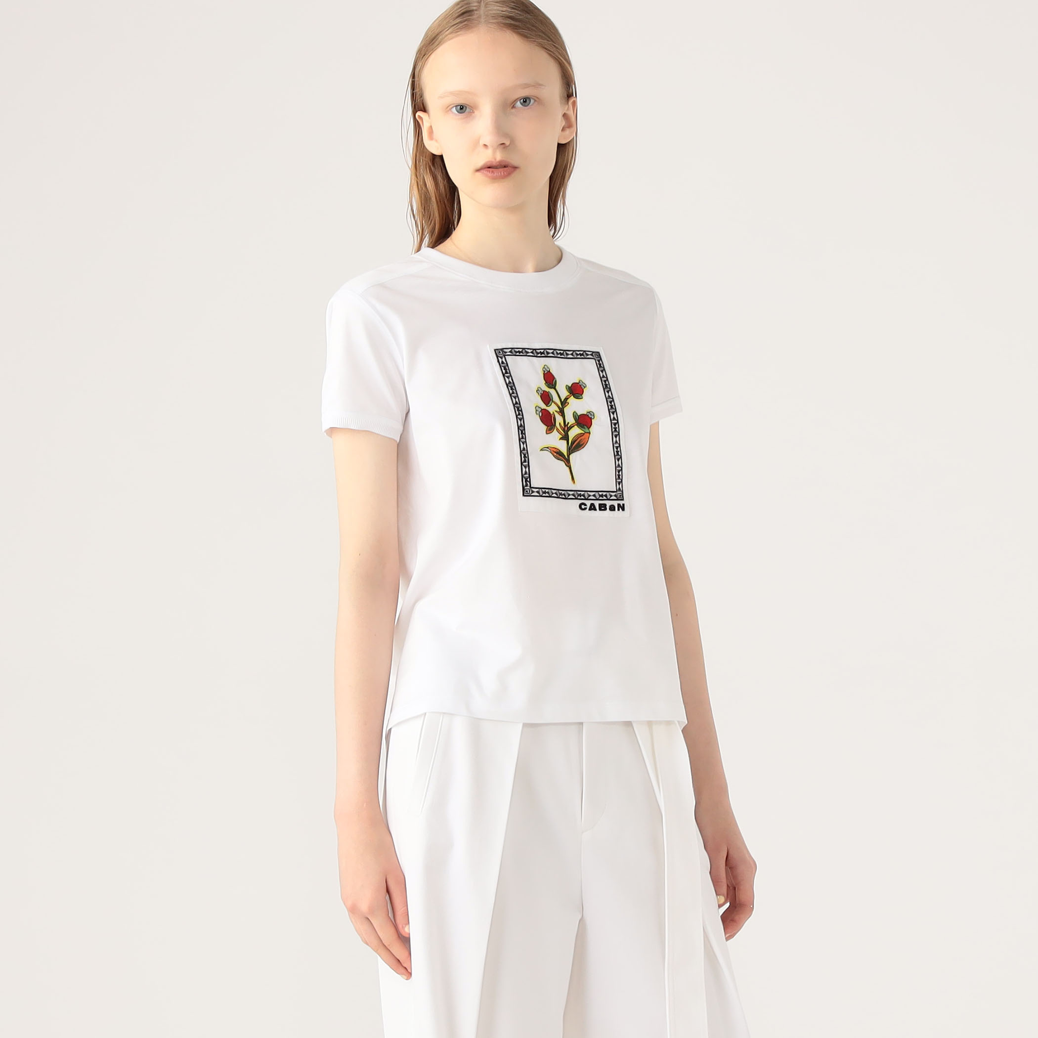 【キャバン】CABaN アフリカンエンブロイダリーTシャツ　白　Sサイズ iteme9e9b4920b4811ef8c230242ac