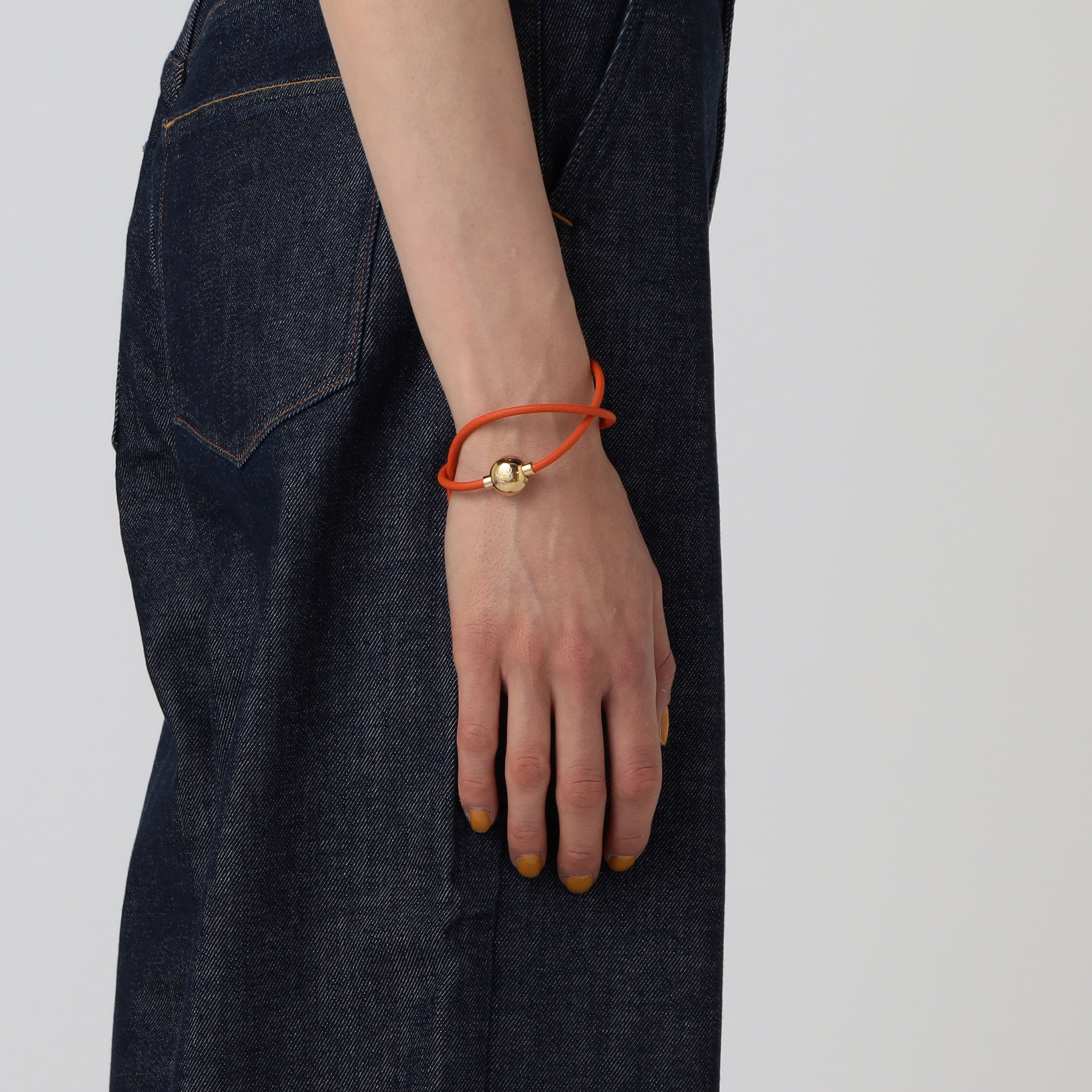 LOEWE PEBBLE BRACELET｜トゥモローランド 公式通販