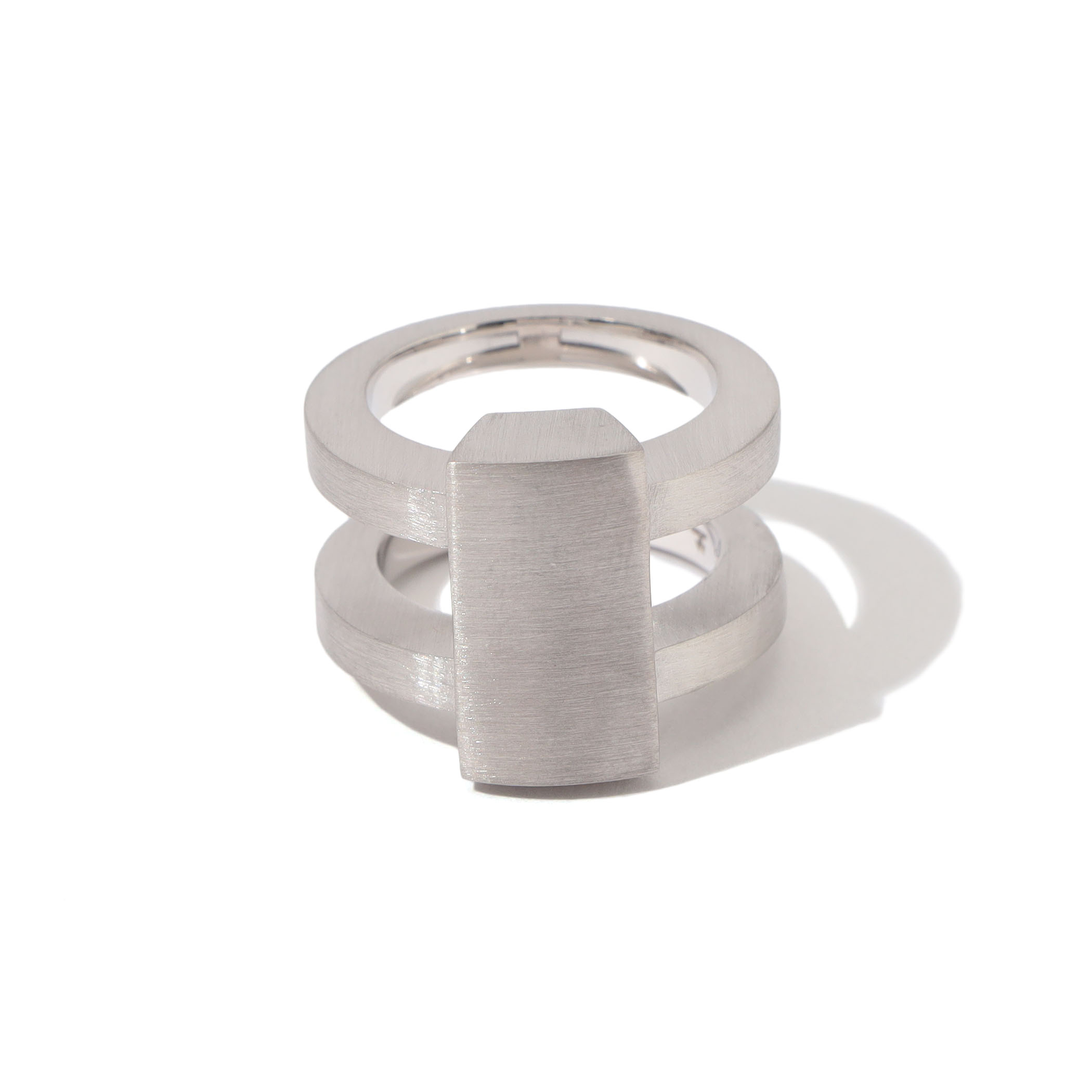 TOM WOOD Vault Shield Ring リング