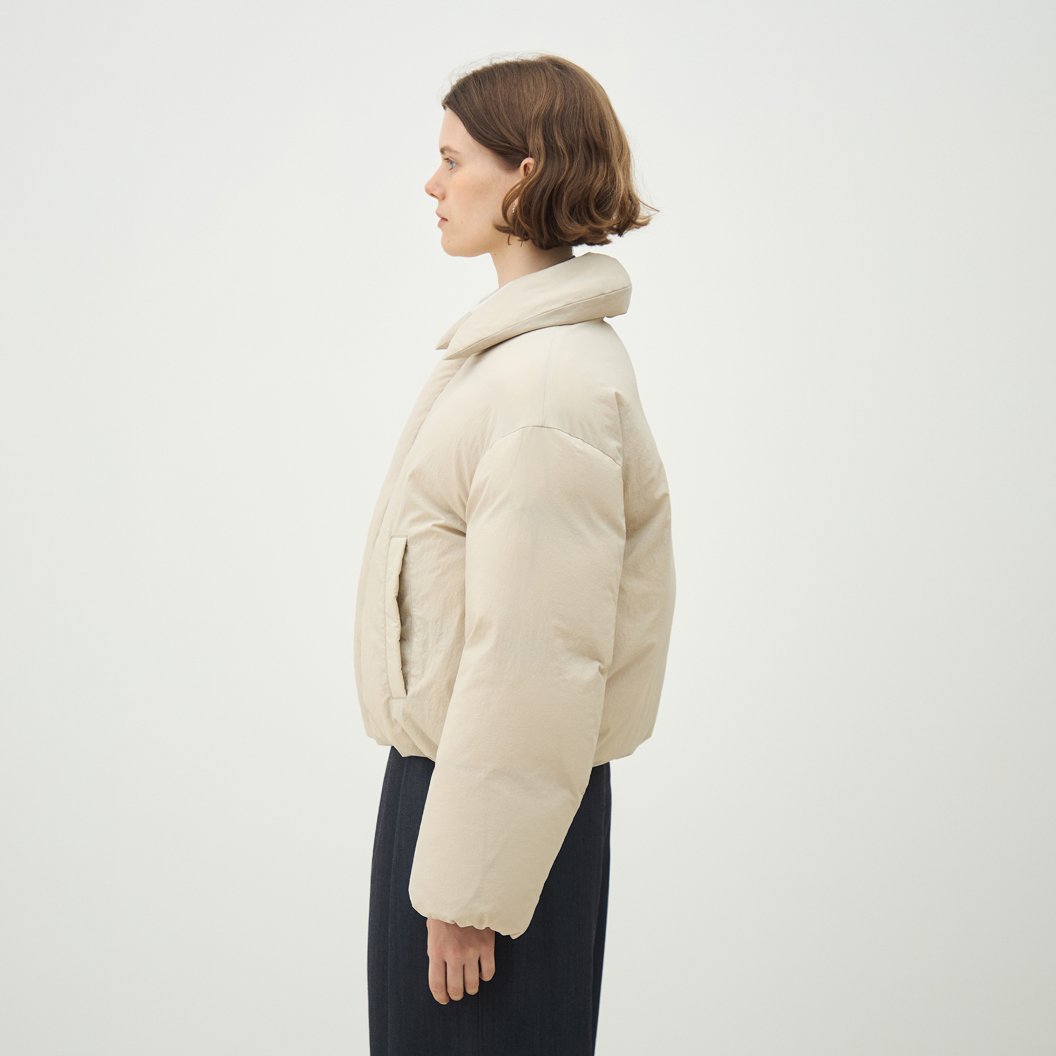 ナイロンストレッチ ダウンジャケット｜トゥモローランド 公式通販