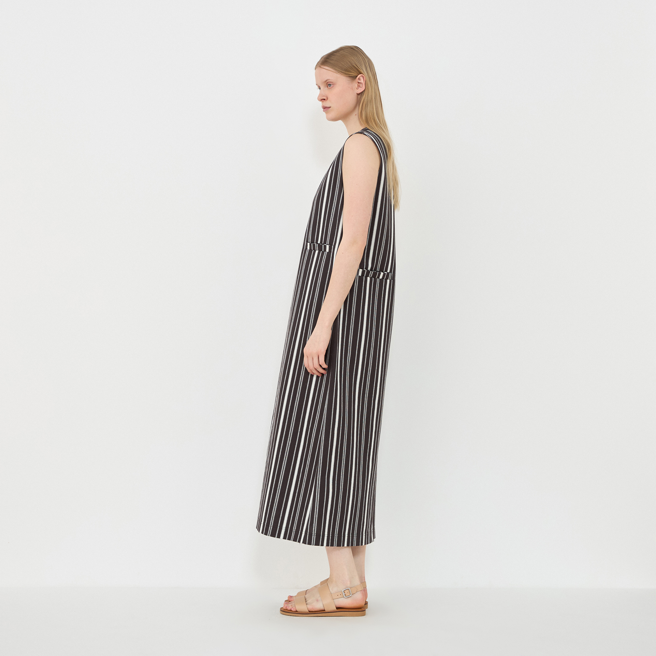 トゥモローランド　コレクション　エフェクトストライプ Vネックワンピース クーポン】【セール 40%OFF】エフェクトストライプ Vネック