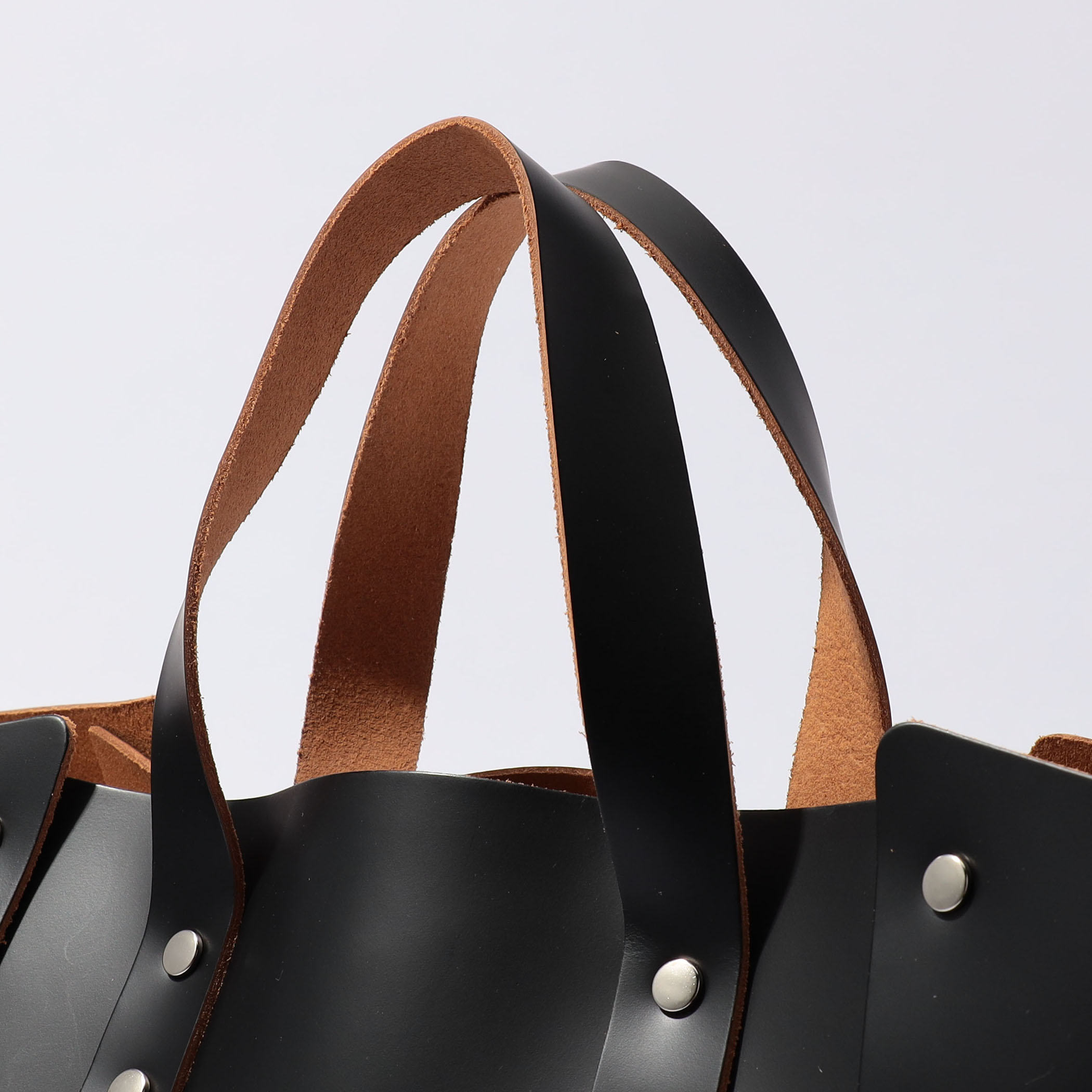 t*i様 【Hender Scheme】assemble hand bag fl