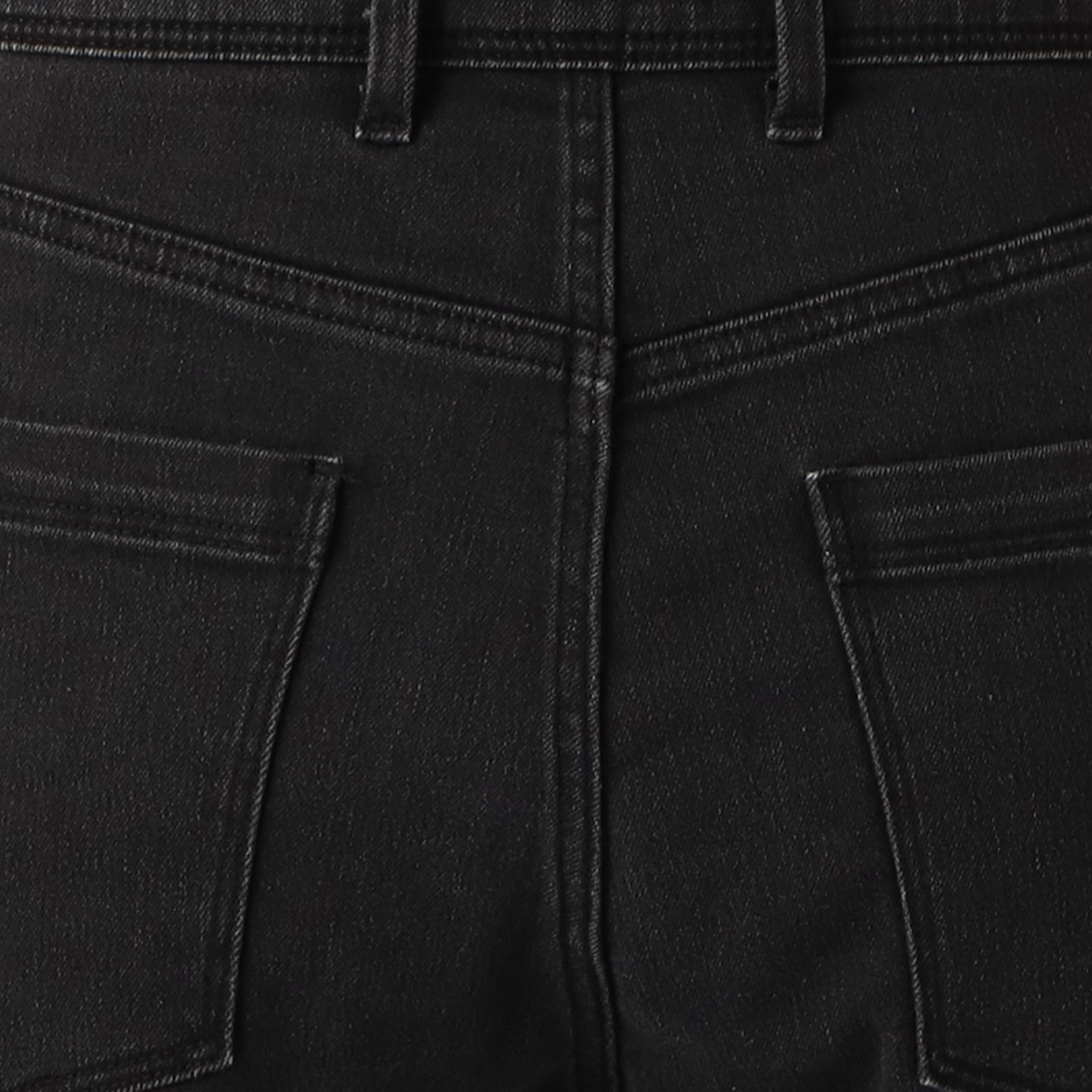 the black SLIM STRAIGHT DENIM スリムストレート デニム