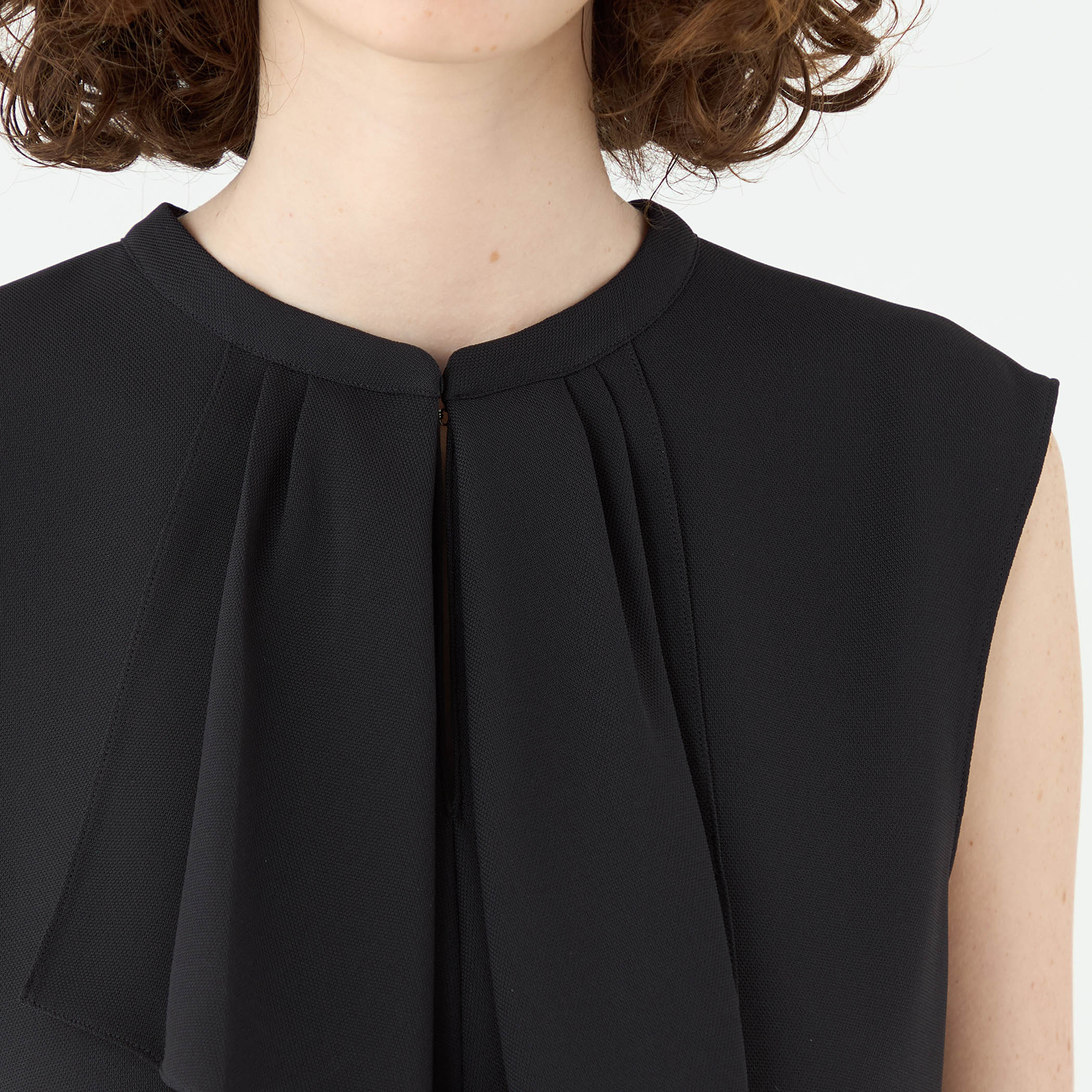 ドライメッシュストレッチ フロントドレープブラウス