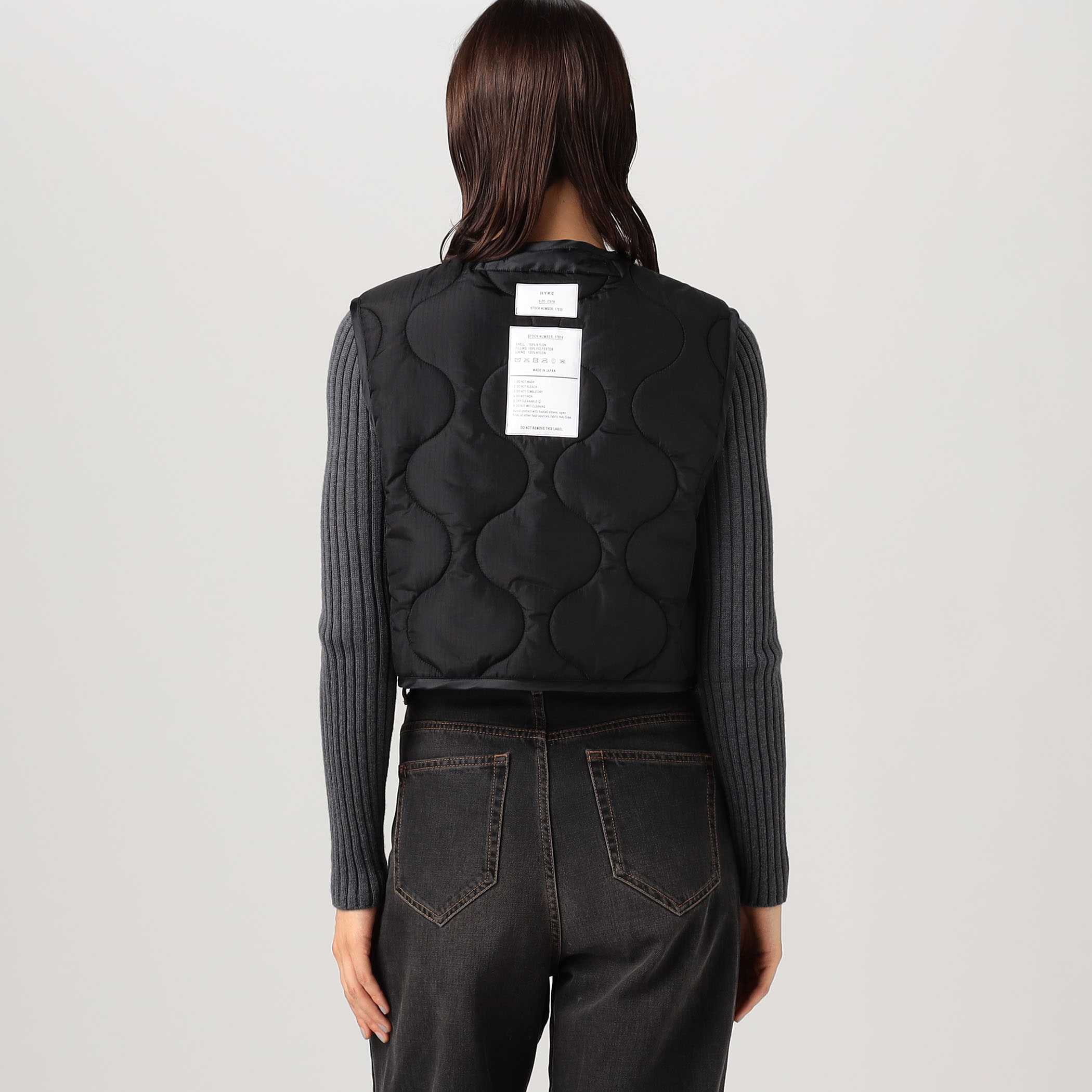 HYKE QUILTED CROPPED VEST｜トゥモローランド 公式通販