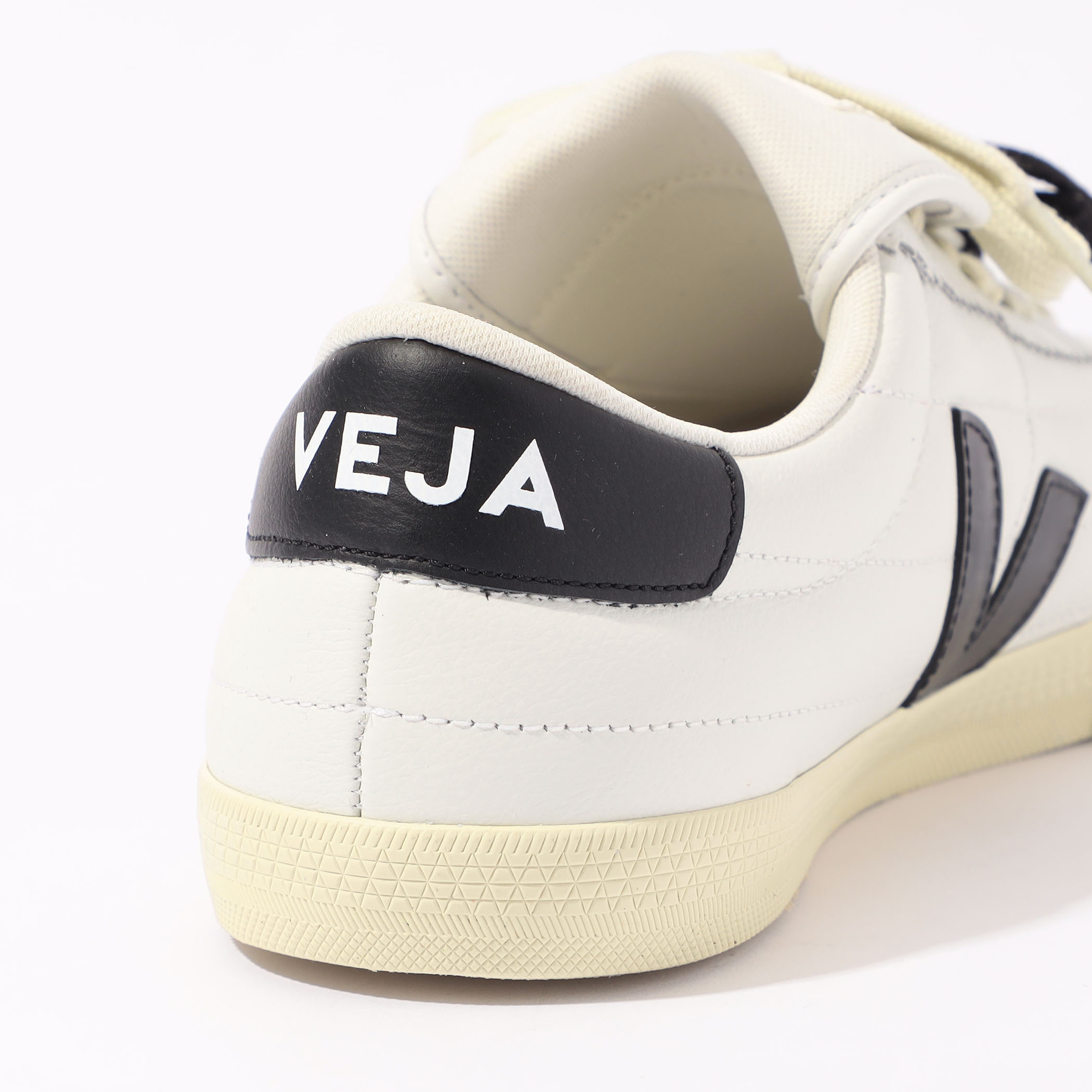 VEJA × MAGLIANO PANENKA スニーカー｜トゥモローランド 公式サイト