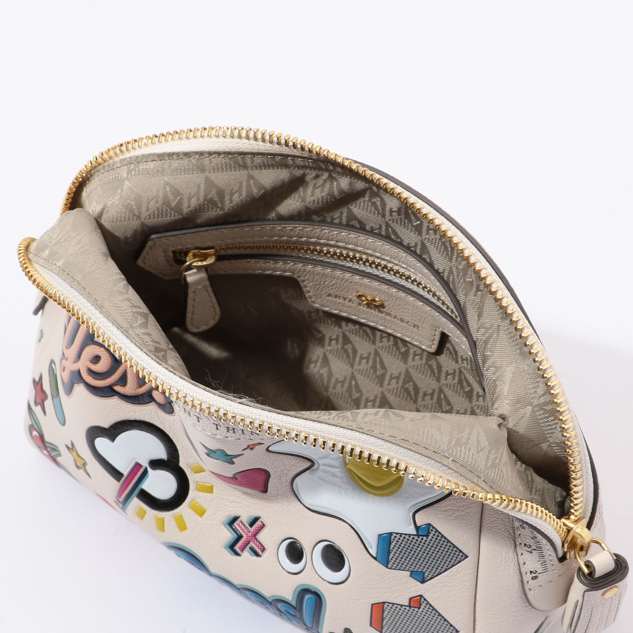 ANYA HINDMARCH IMPORTANT THINGS ポーチ|トゥモローランド ANYA HINDMARCH IMPORTANT THINGS ポーチ|トゥモローランド