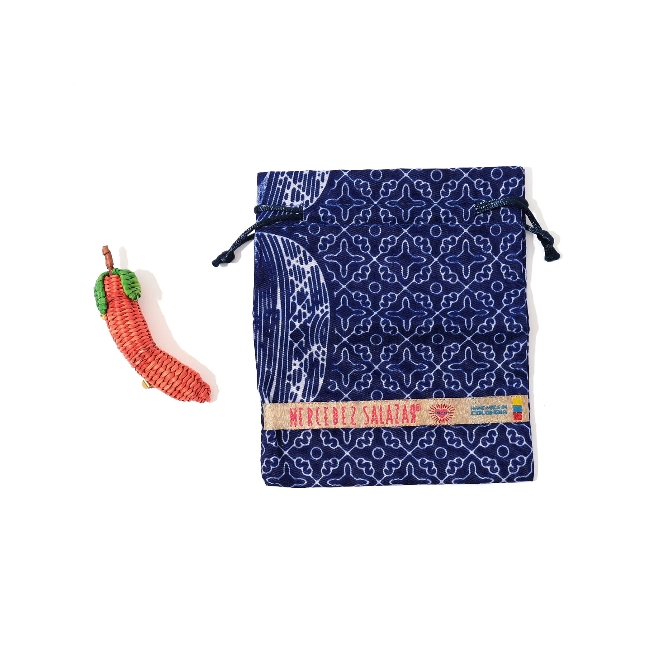 MERCEDES SALAZAR CHILI ピン