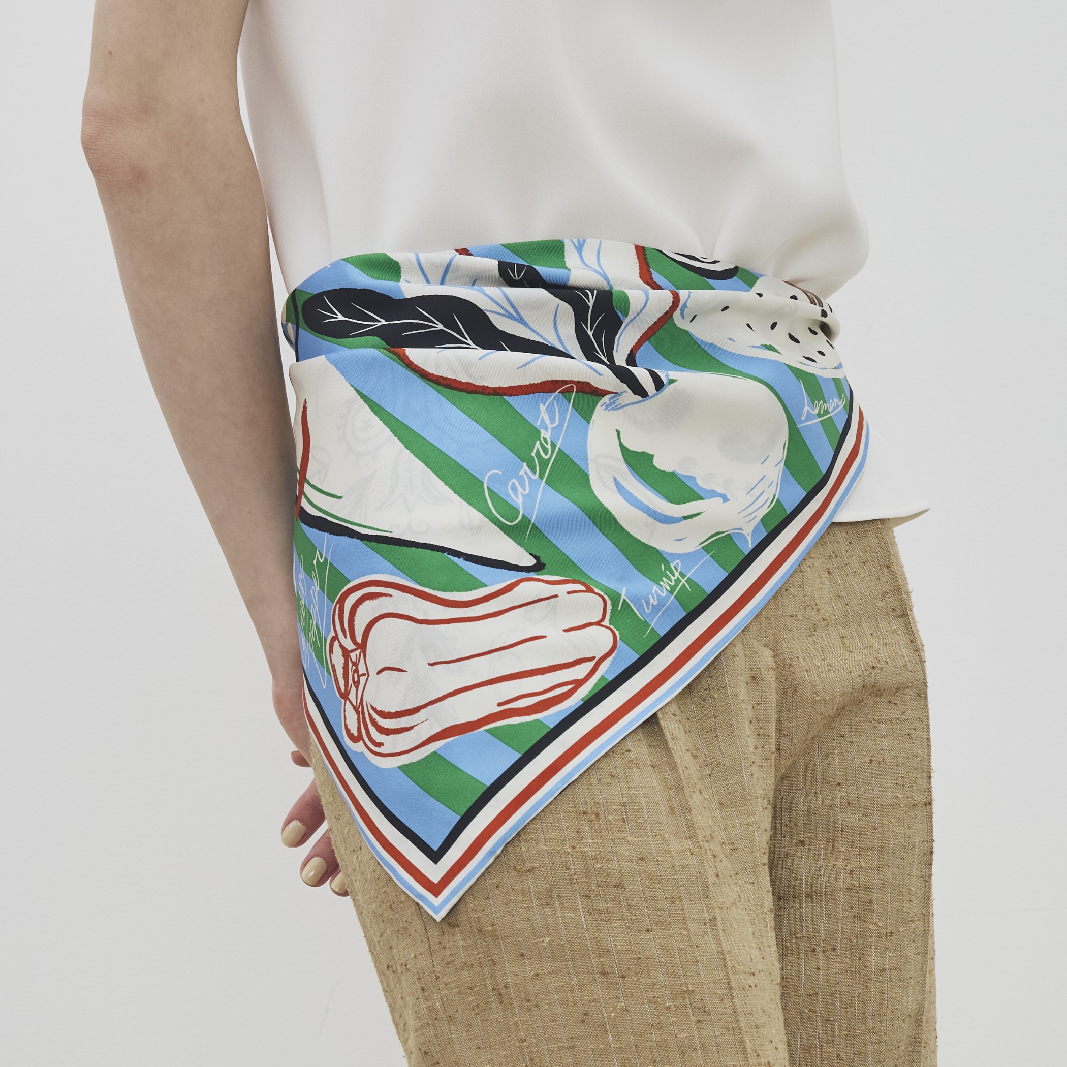 manipuri 三角スカーフミニ｜トゥモローランド 公式通販