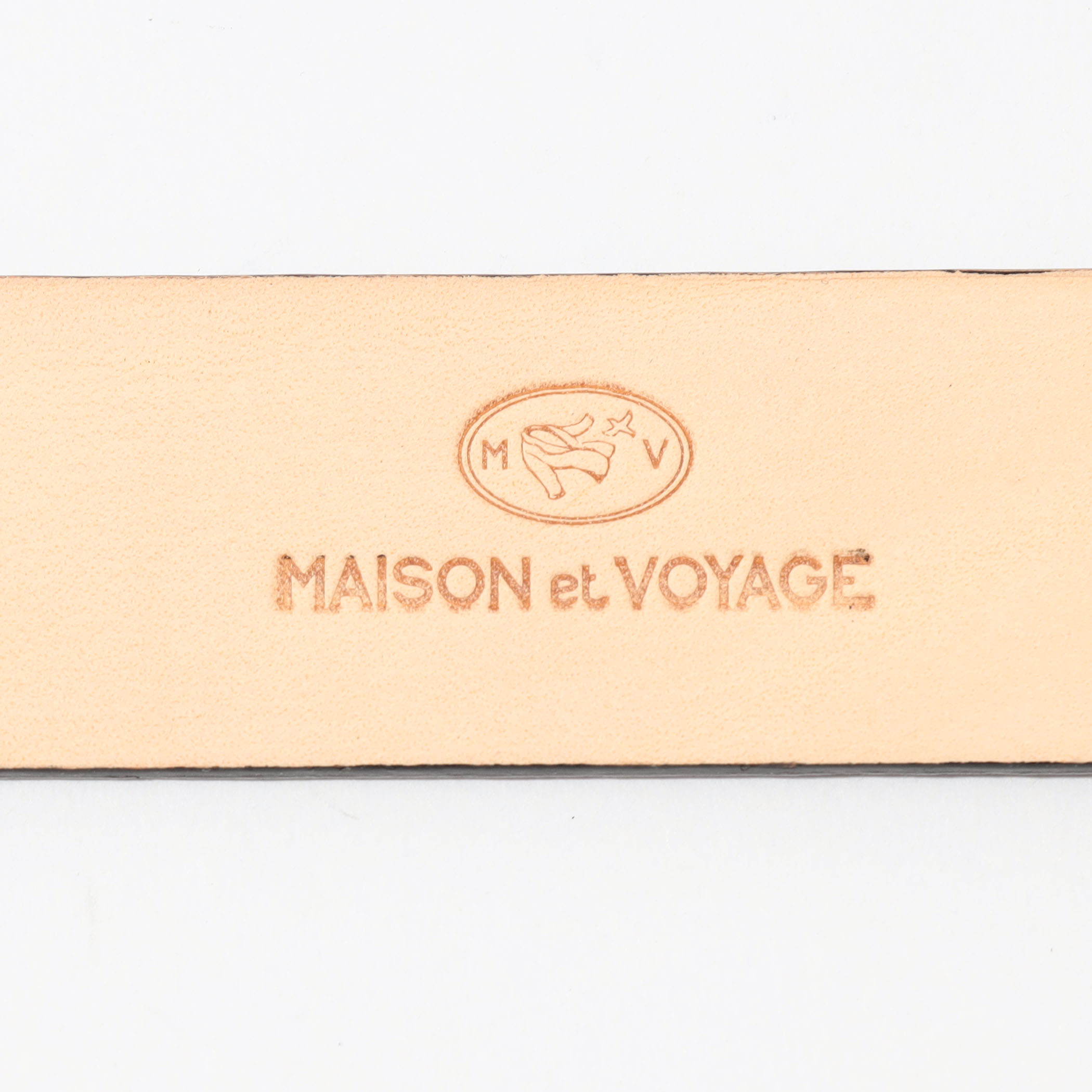MAISON et VOYAGE モノグラムバックル レザーベルト｜トゥモローランド