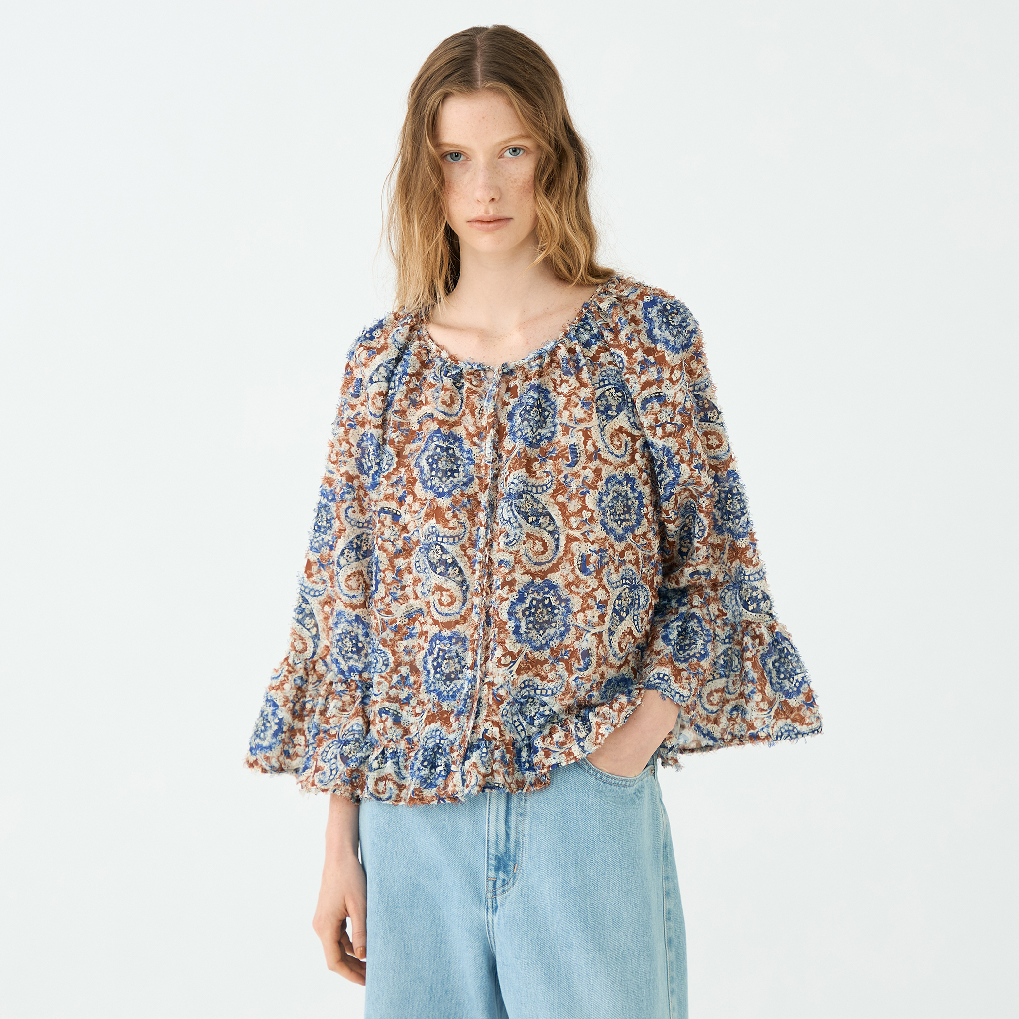 ラメカットジャカード フリルブラウス｜トゥモローランド 公式通販